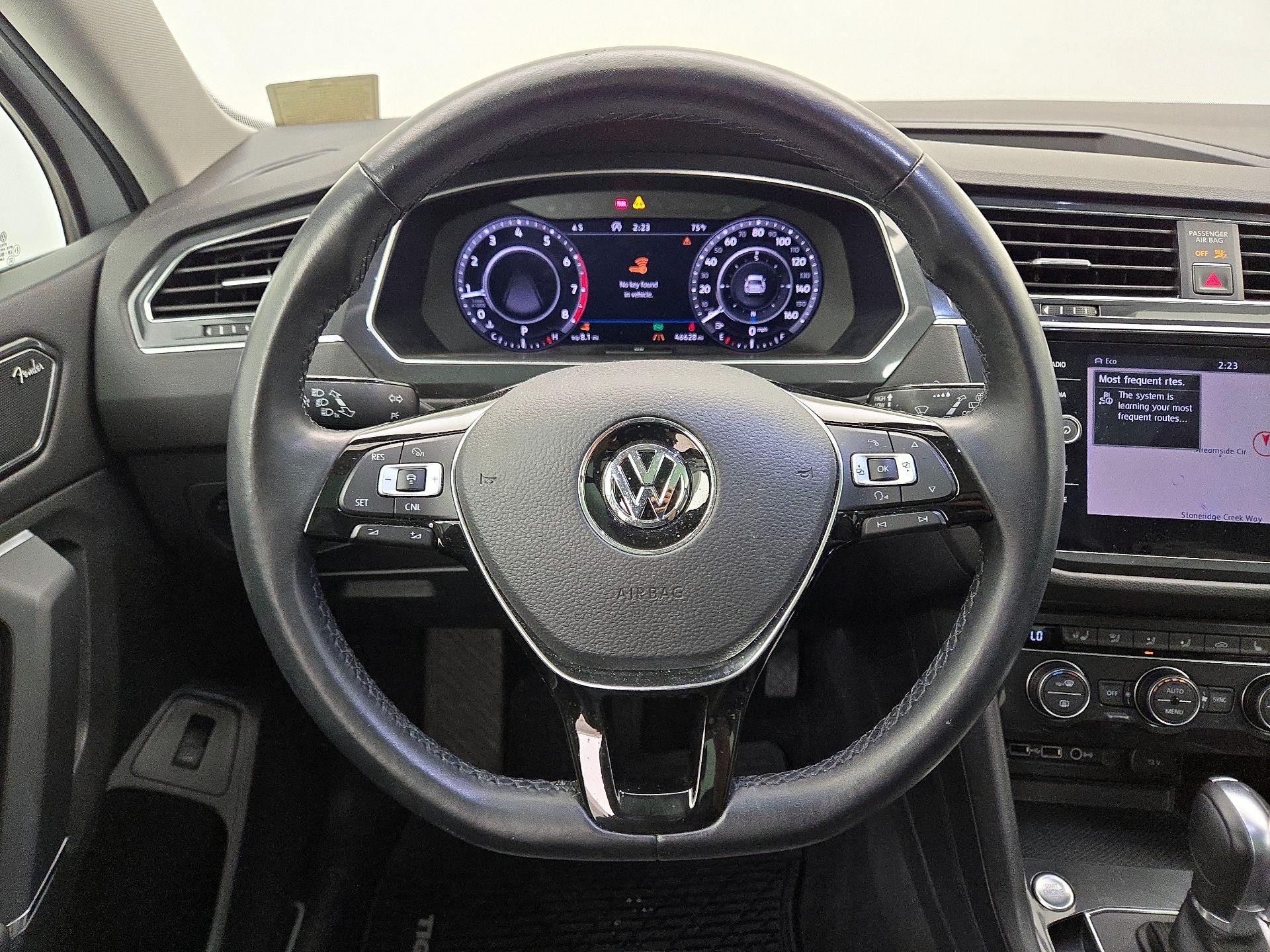 Thumbnail: 2018 Volkswagen Tiguan - 10