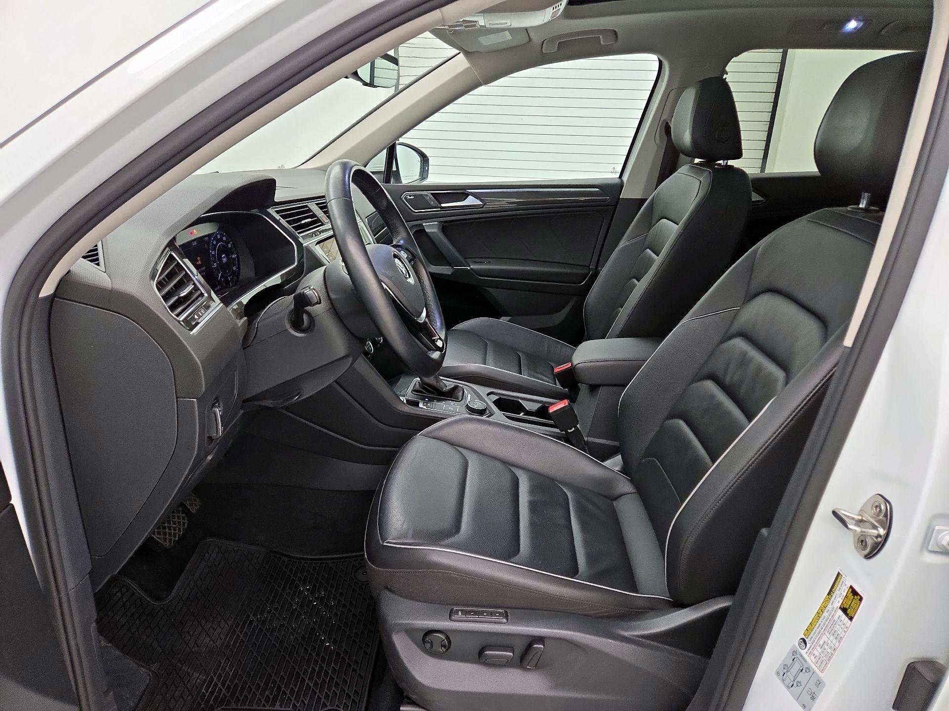 Thumbnail: 2018 Volkswagen Tiguan - 11