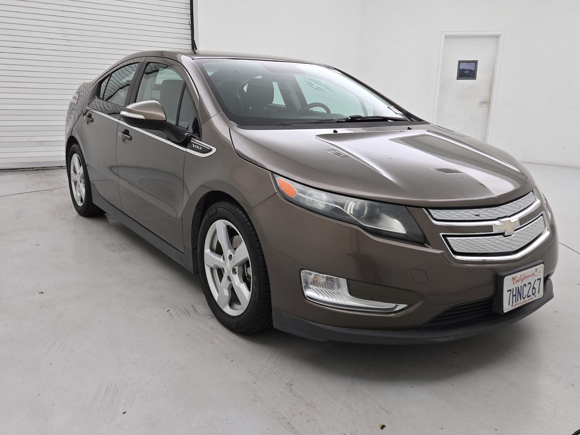 Thumbnail: 2014 Chevrolet Volt - 1