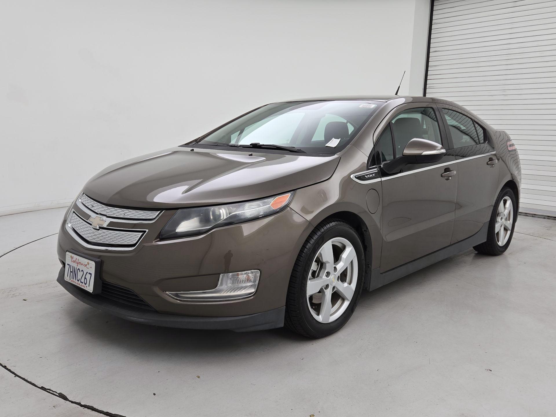 Thumbnail: 2014 Chevrolet Volt - 3
