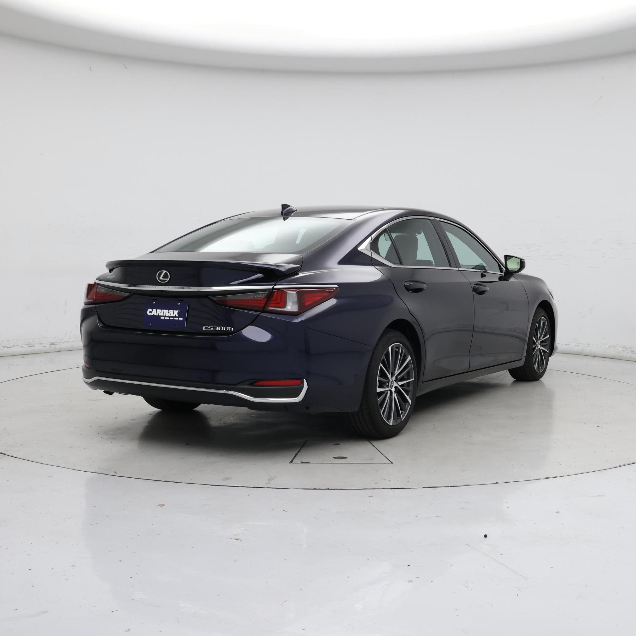 Thumbnail: 2025 Lexus ES - 8