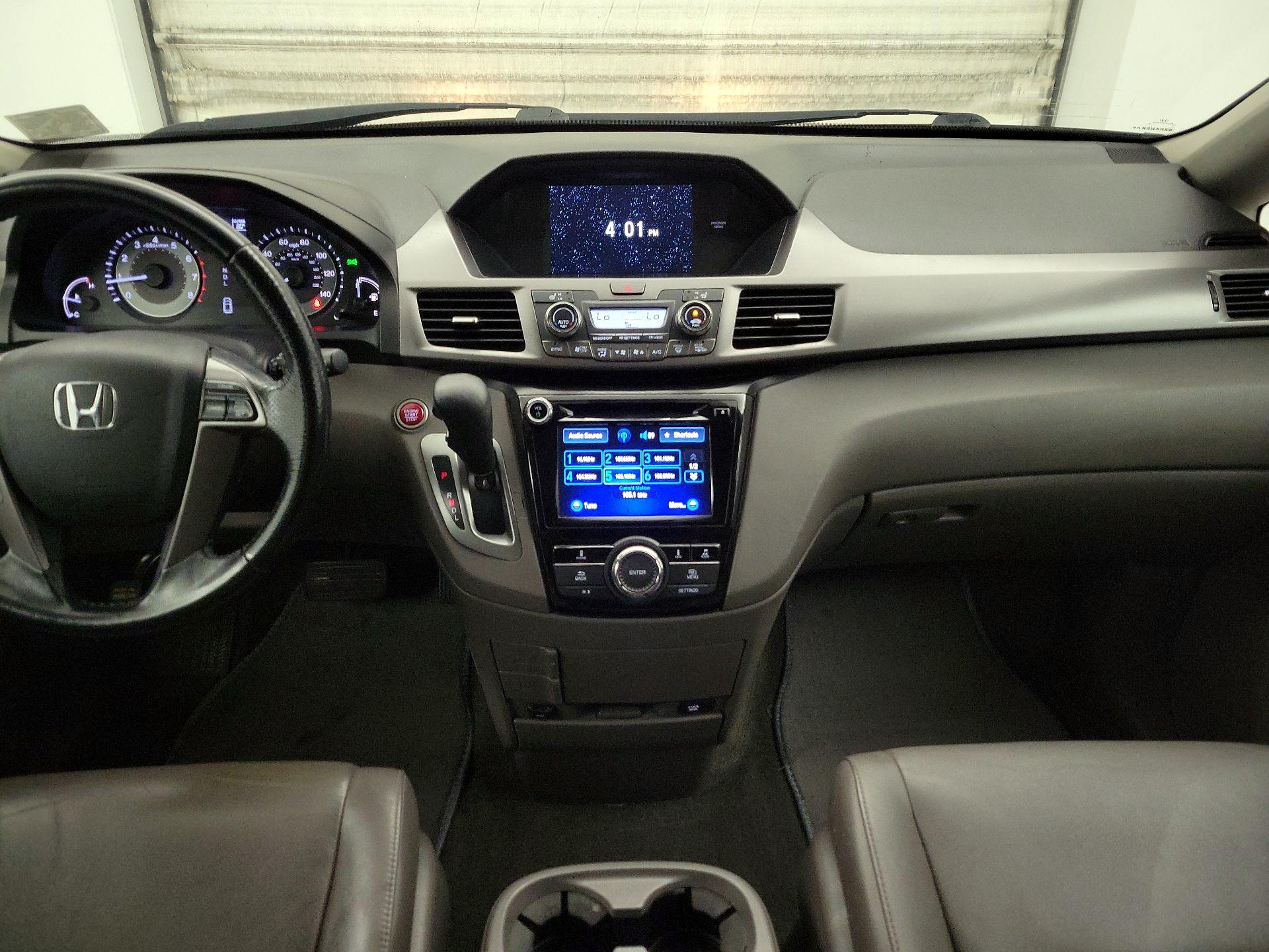 Thumbnail: 2015 Honda Odyssey - 9