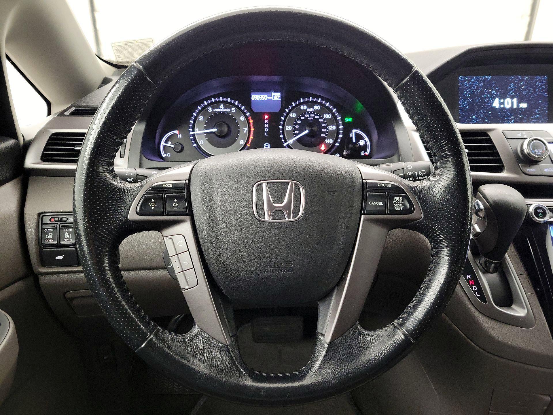 Thumbnail: 2015 Honda Odyssey - 10