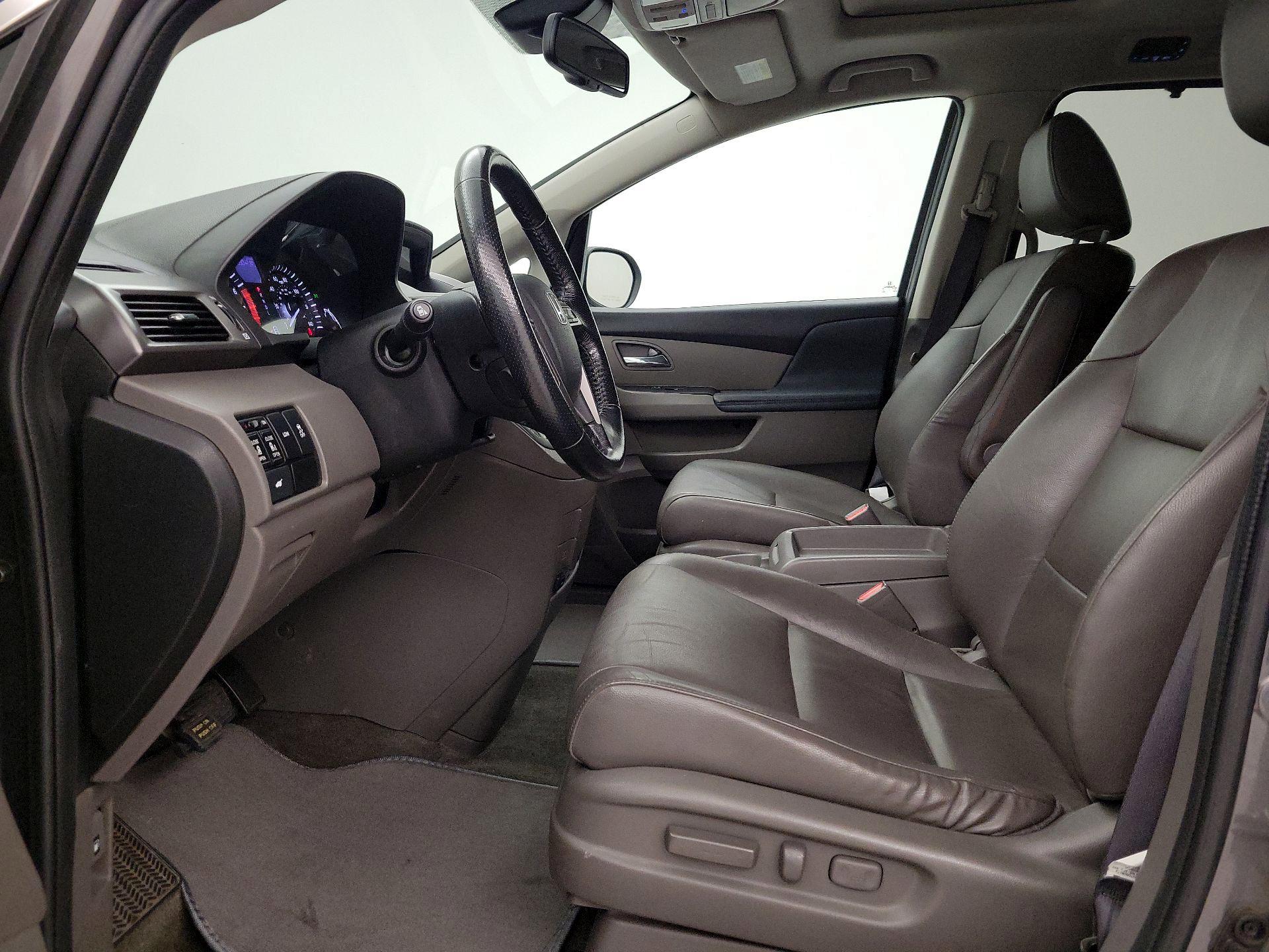 Thumbnail: 2015 Honda Odyssey - 11