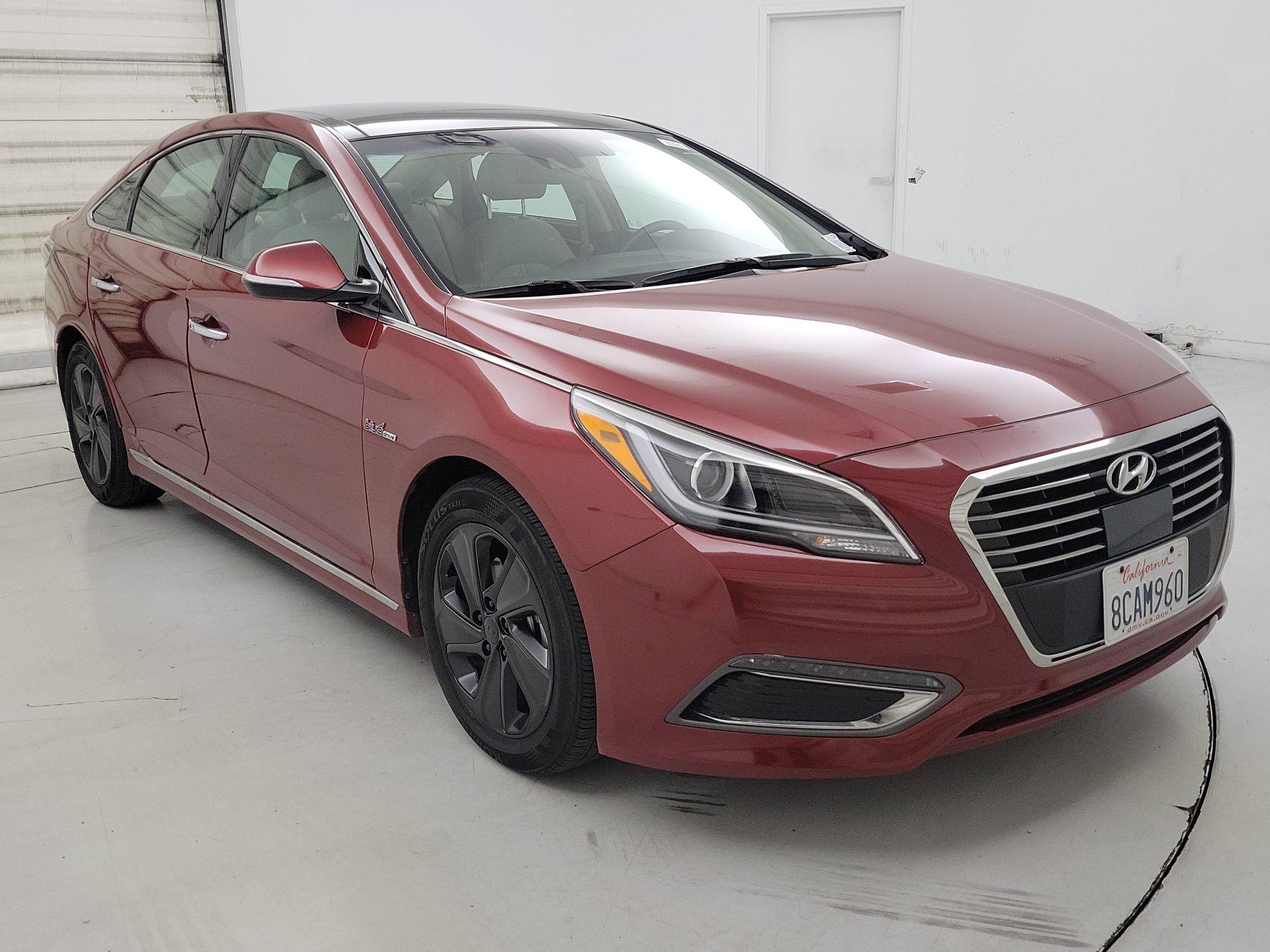 Thumbnail: 2017 Hyundai Sonata - 1