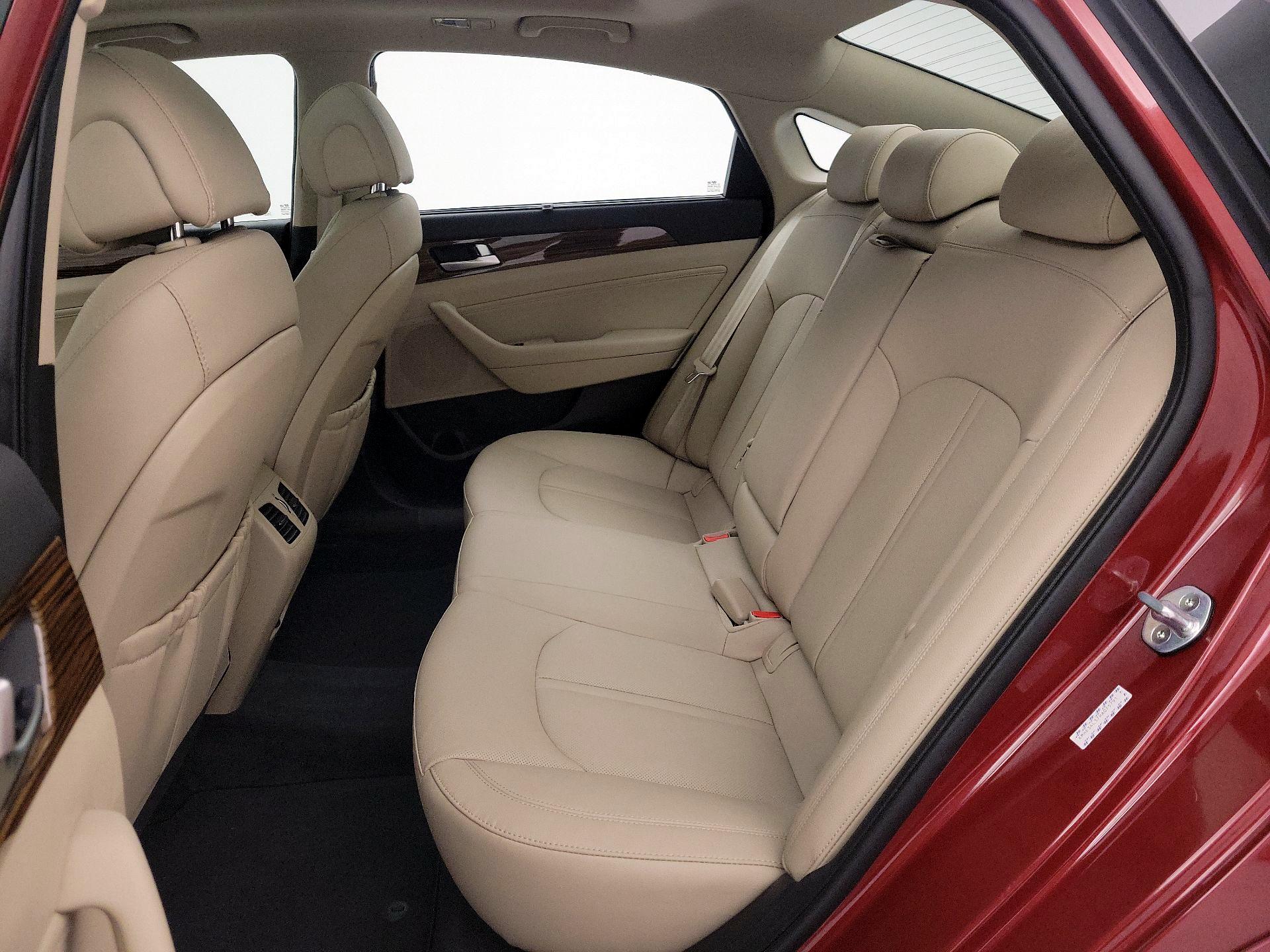 Thumbnail: 2017 Hyundai Sonata - 19