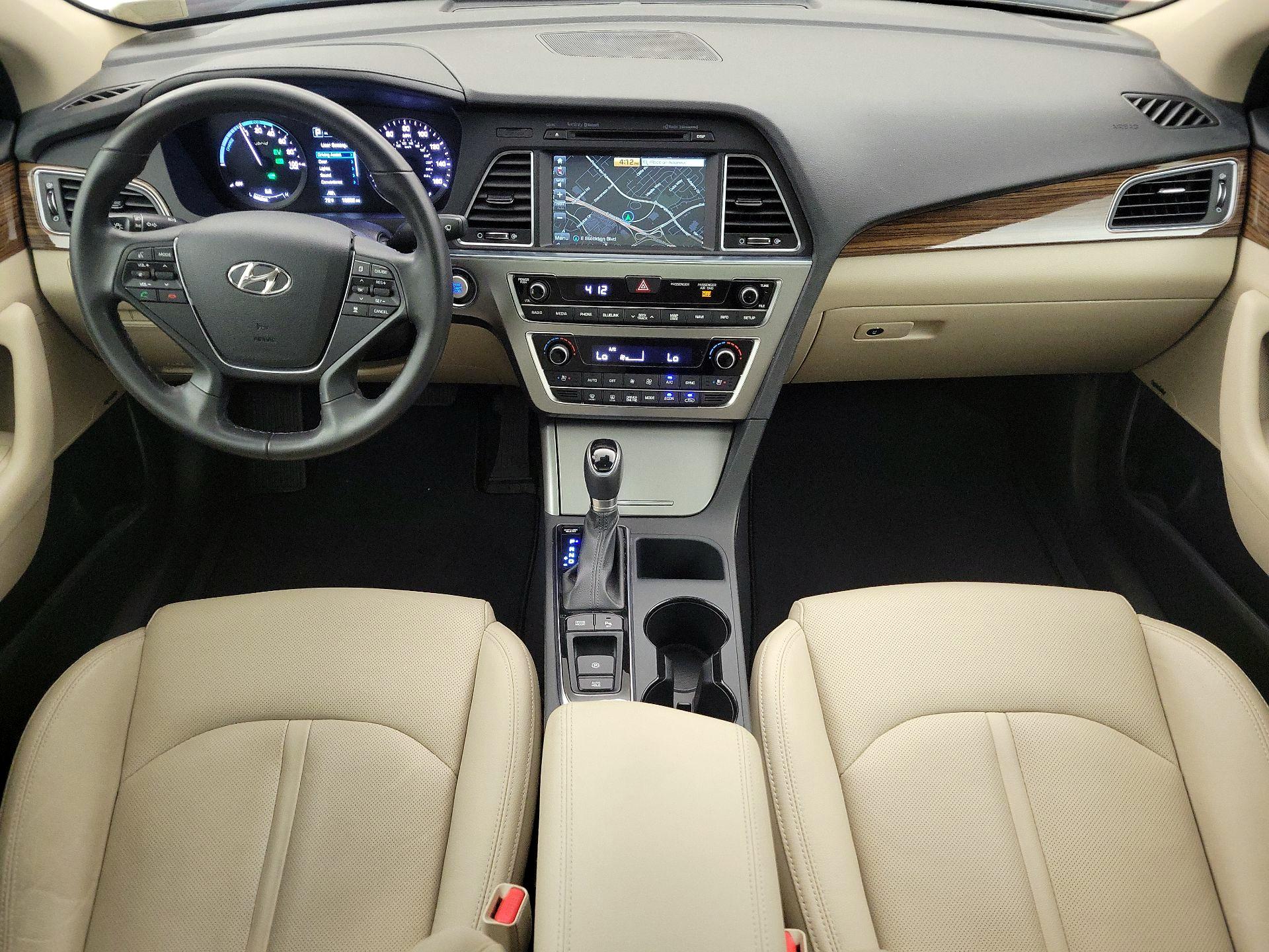 Thumbnail: 2017 Hyundai Sonata - 8