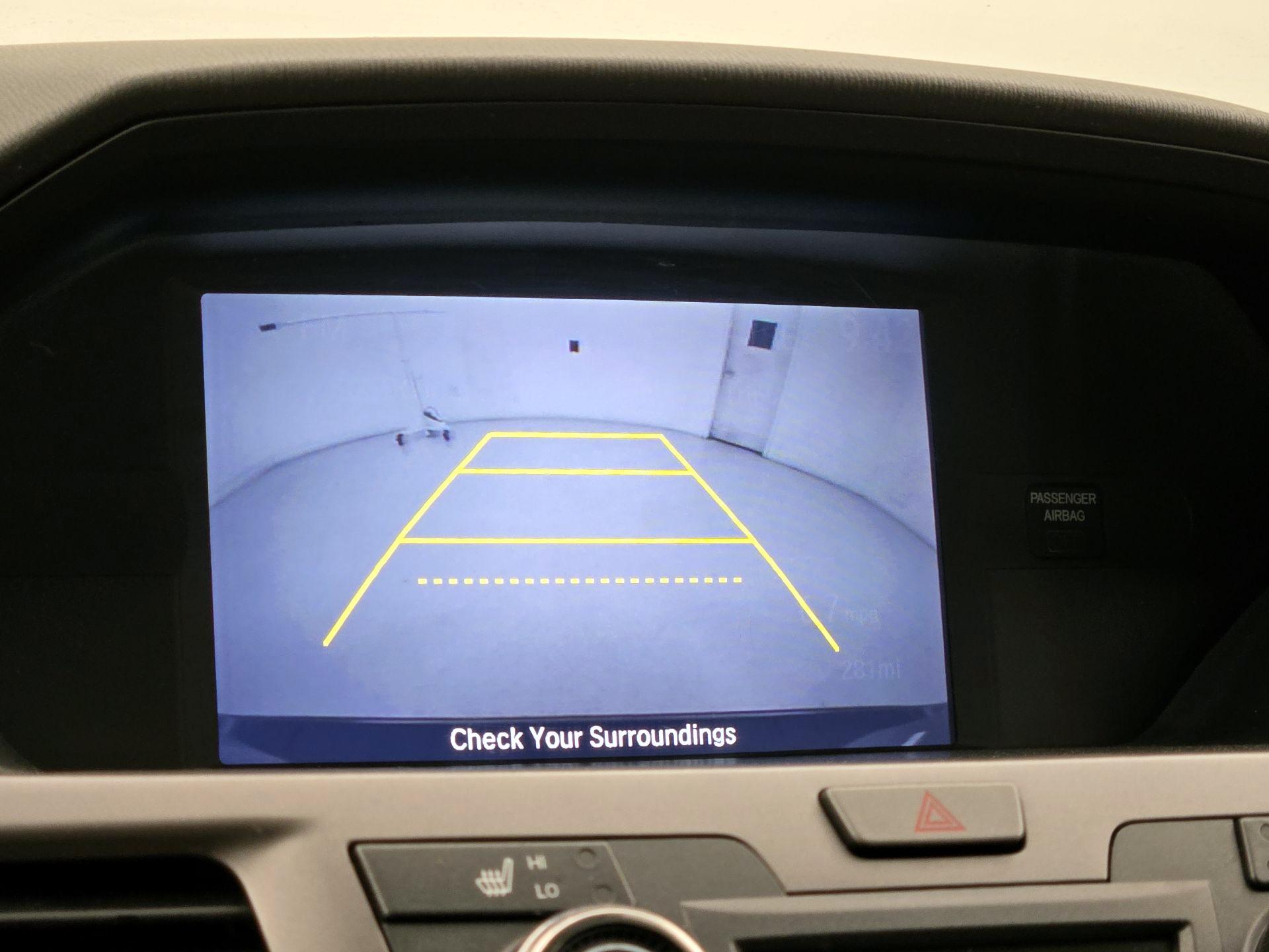 Thumbnail: 2015 Honda Odyssey - 14