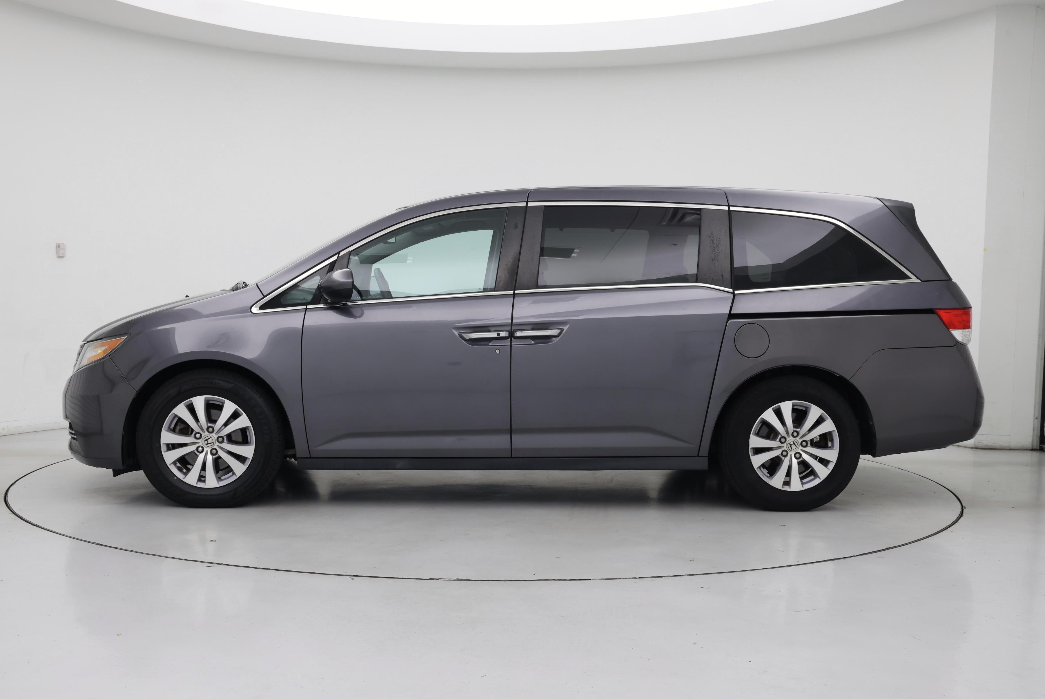 Thumbnail: 2015 Honda Odyssey - 3