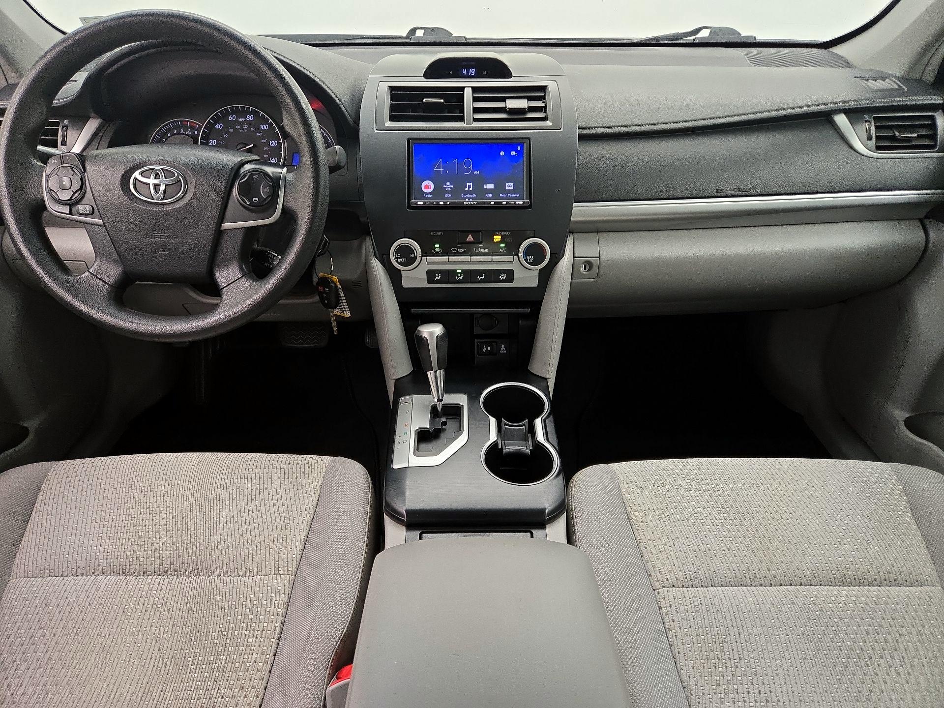 Thumbnail: 2014 Toyota Camry - 9