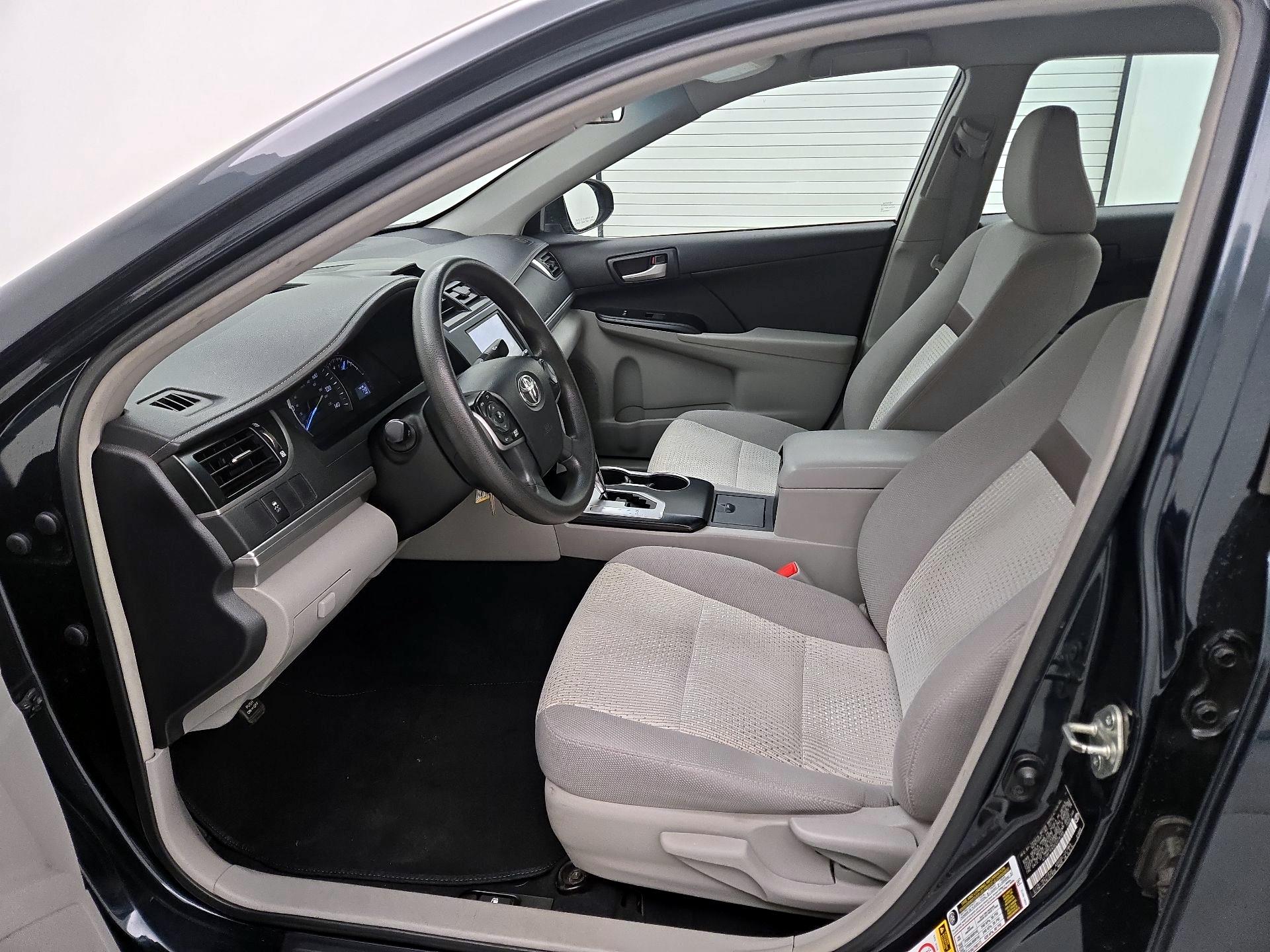 Thumbnail: 2014 Toyota Camry - 11