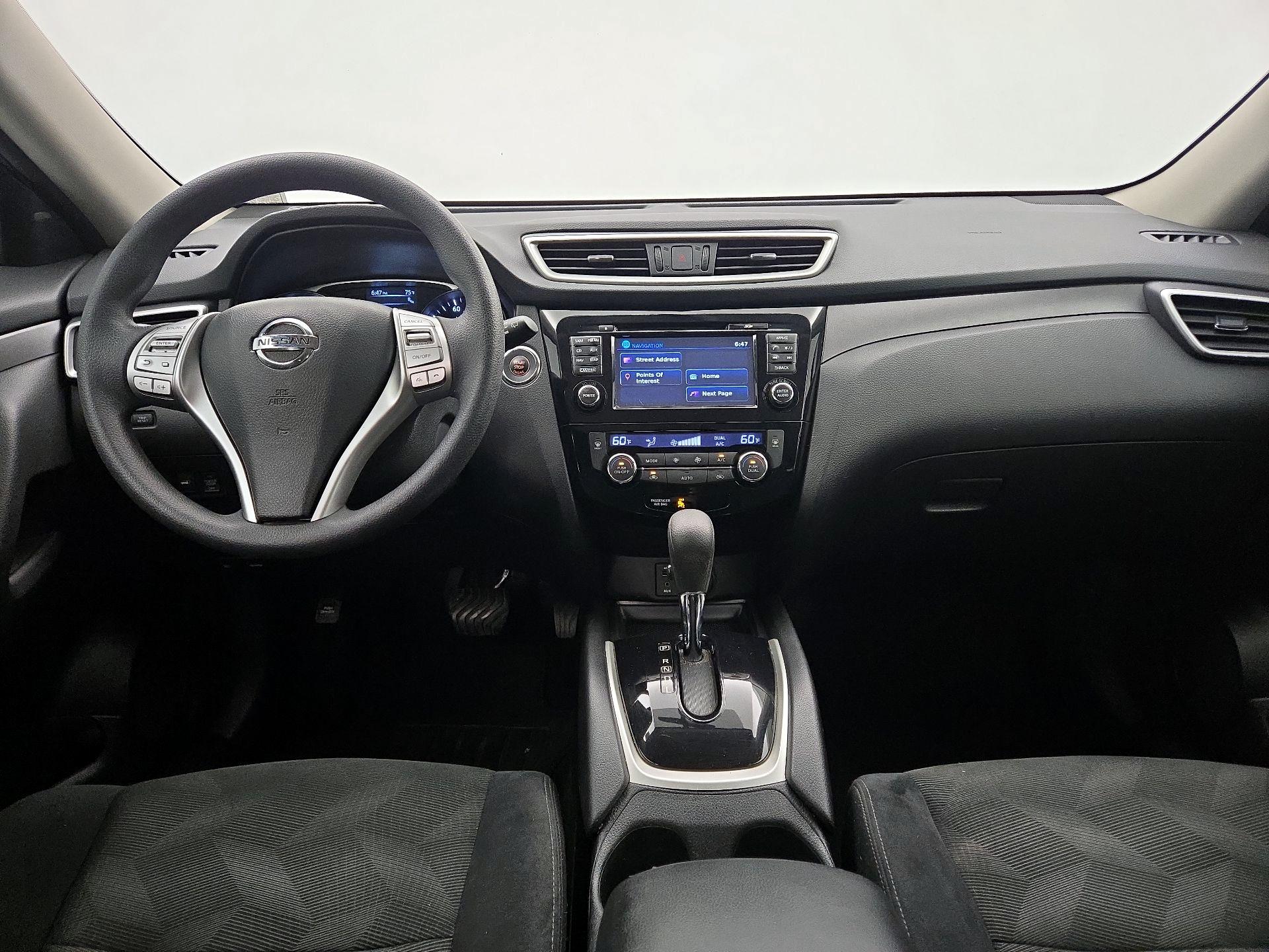 Thumbnail: 2016 Nissan Rogue - 9