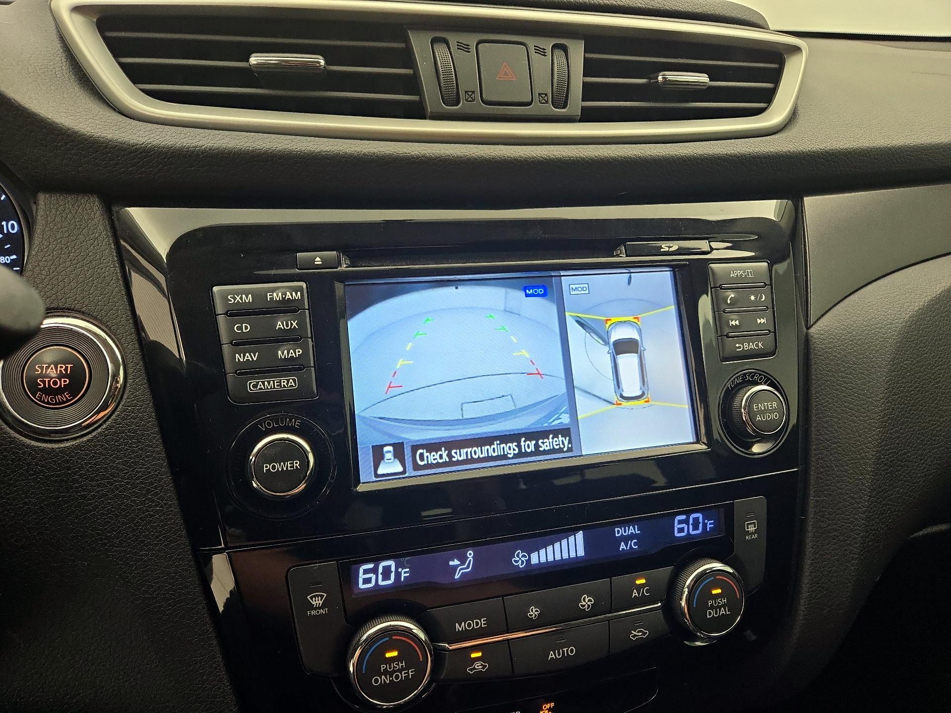 Thumbnail: 2016 Nissan Rogue - 15