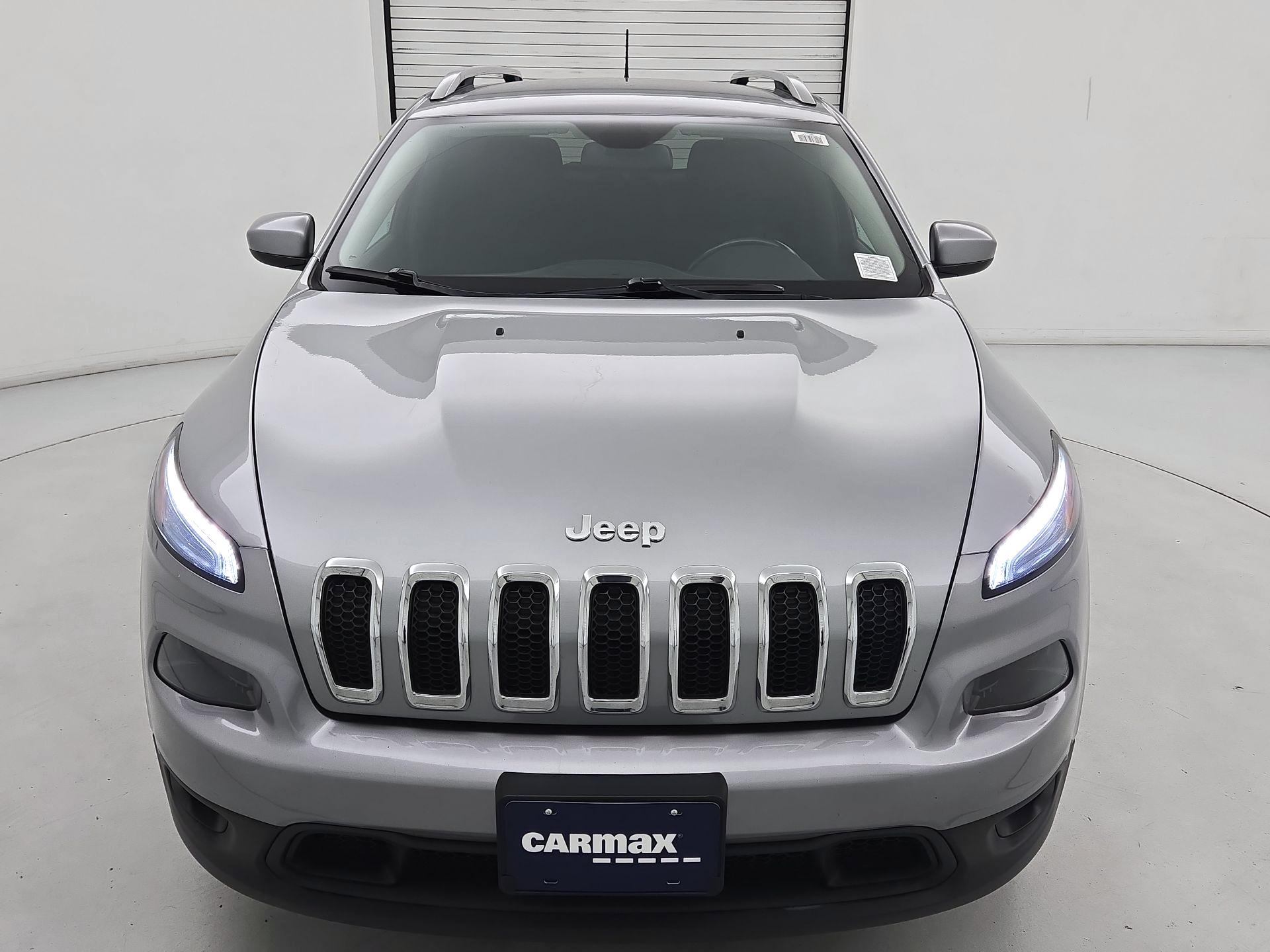 Thumbnail: 2017 Jeep Cherokee - 2