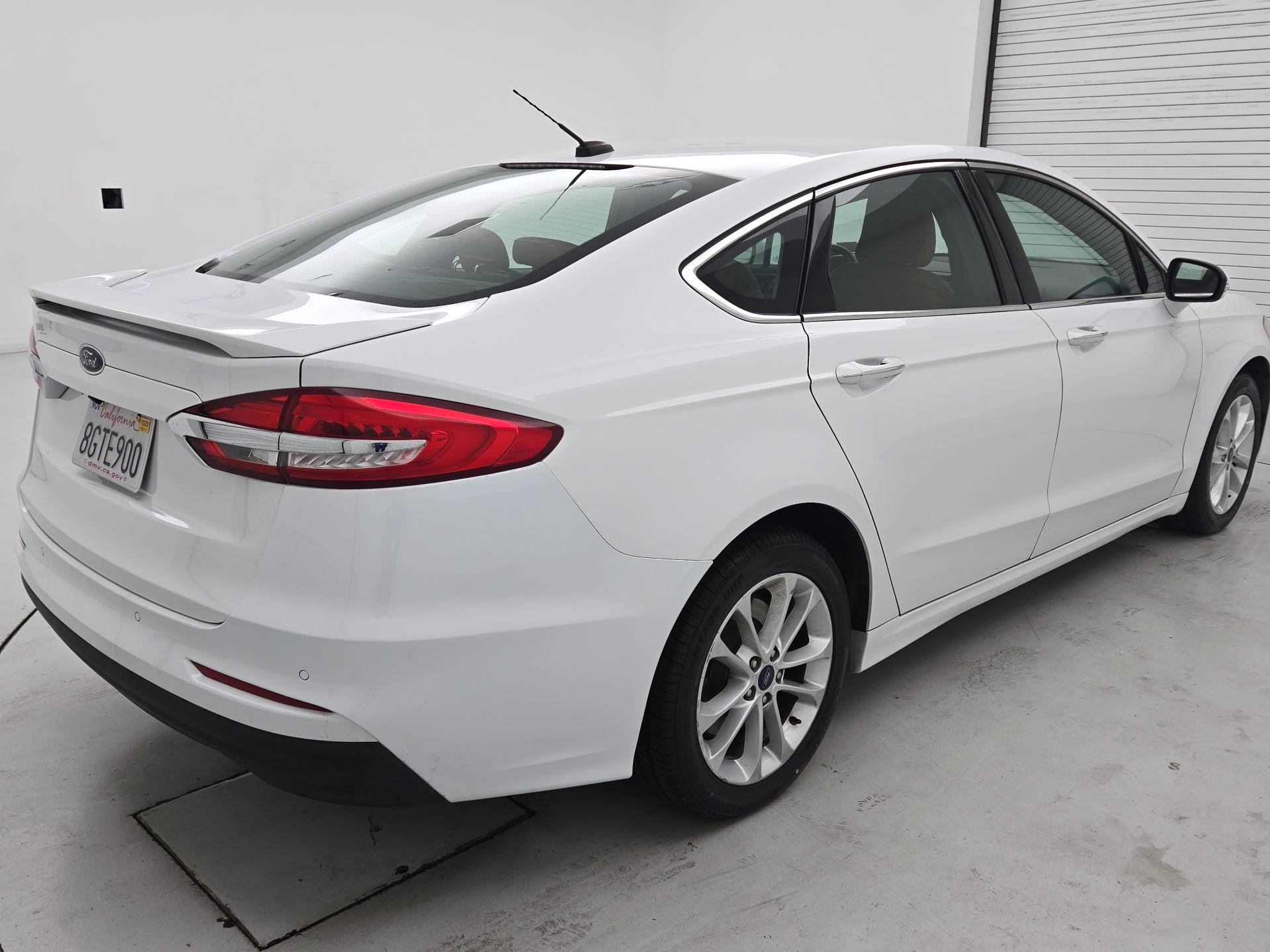 Thumbnail: 2019 Ford Fusion - 5