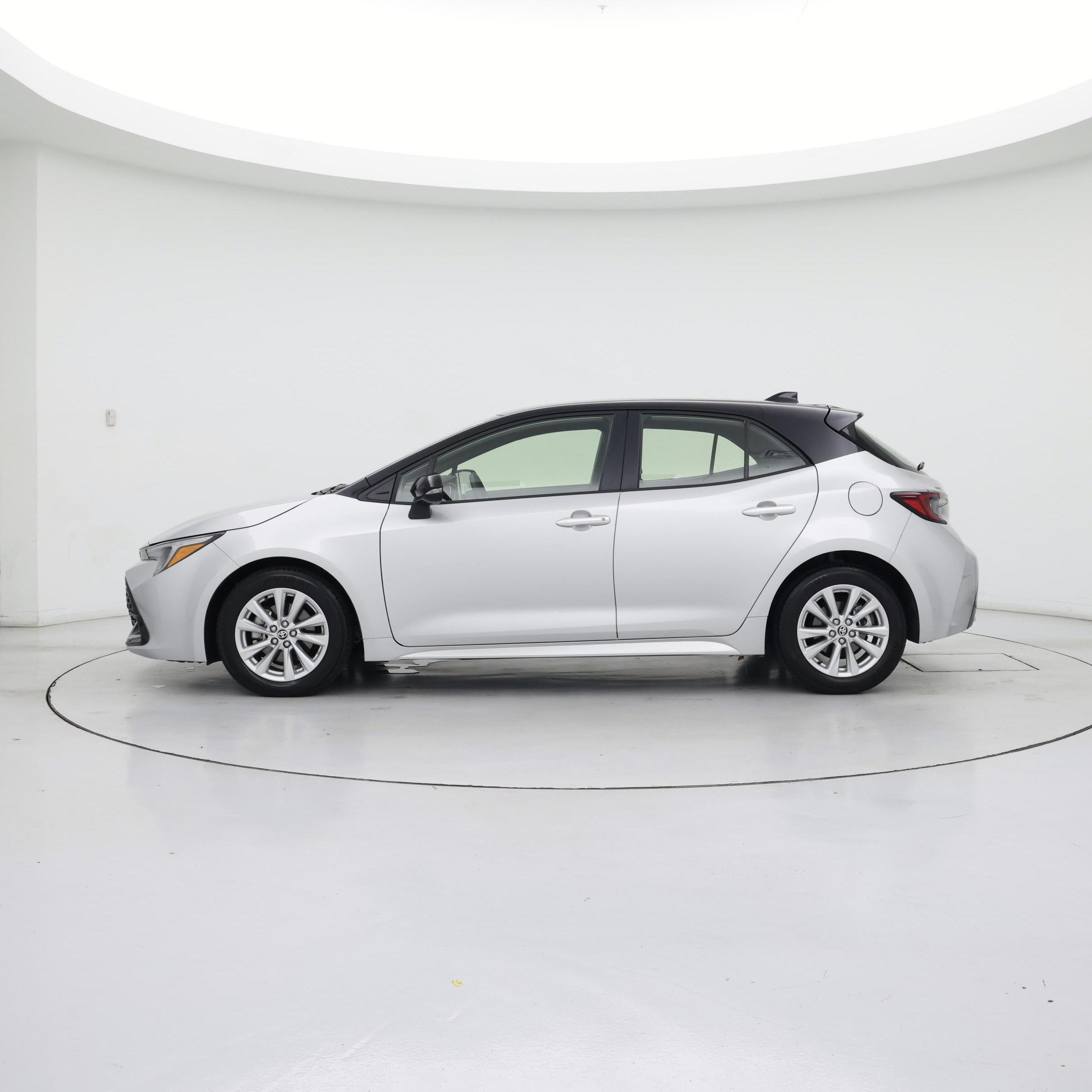 Thumbnail: 2023 Toyota Corolla - 3