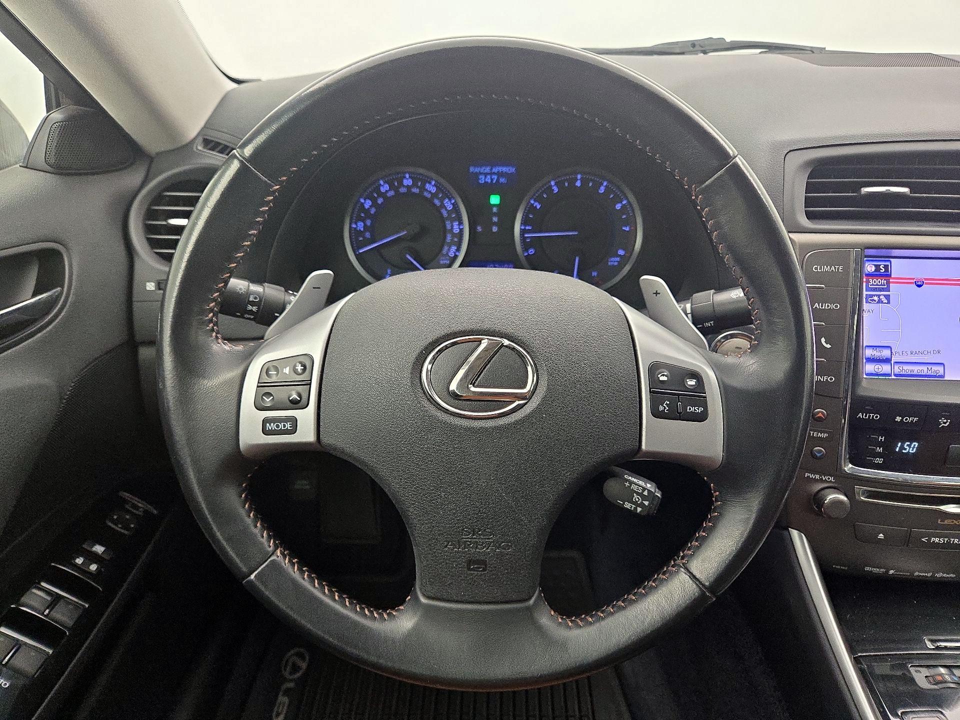 Thumbnail: 2013 Lexus IS - 10
