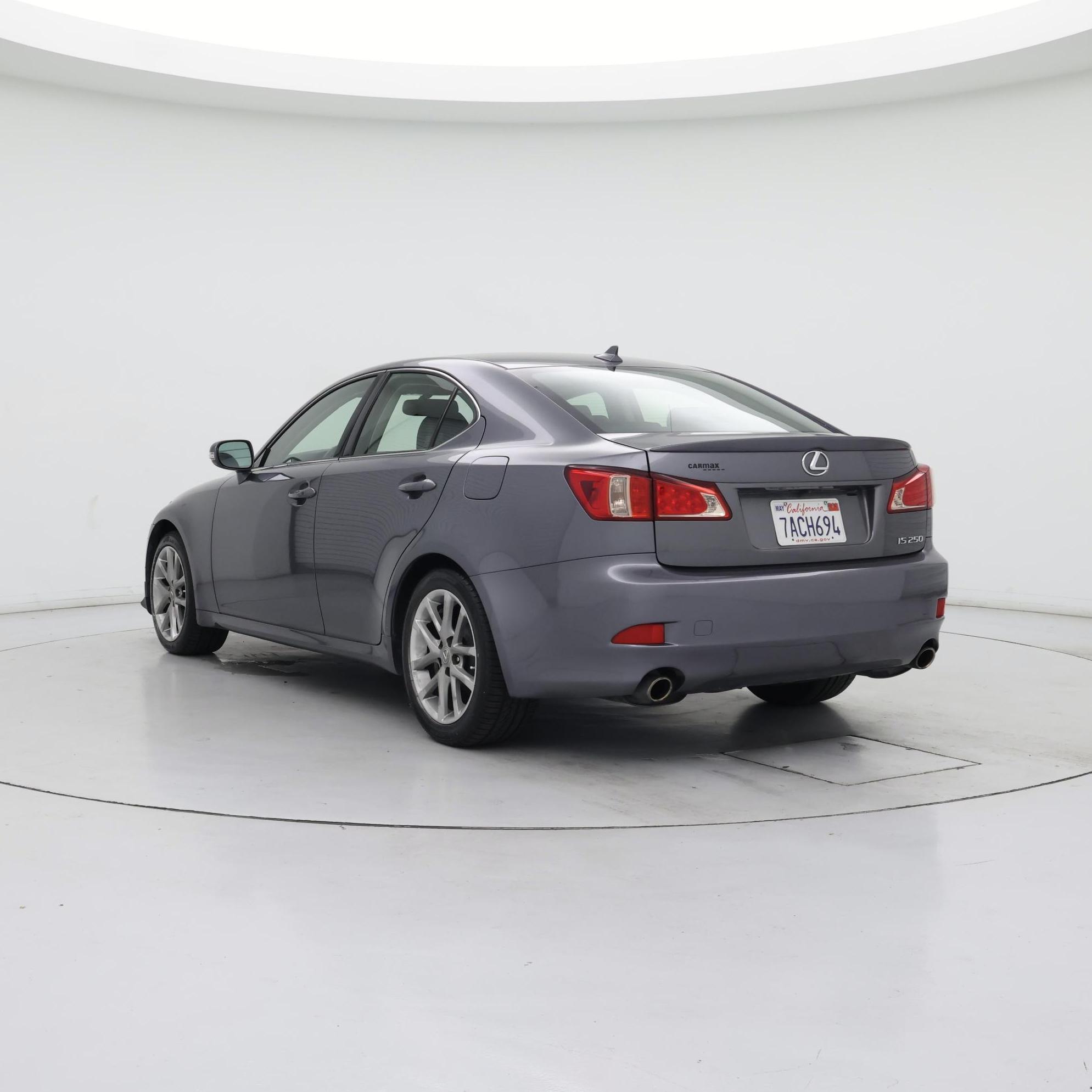 Thumbnail: 2013 Lexus IS - 2