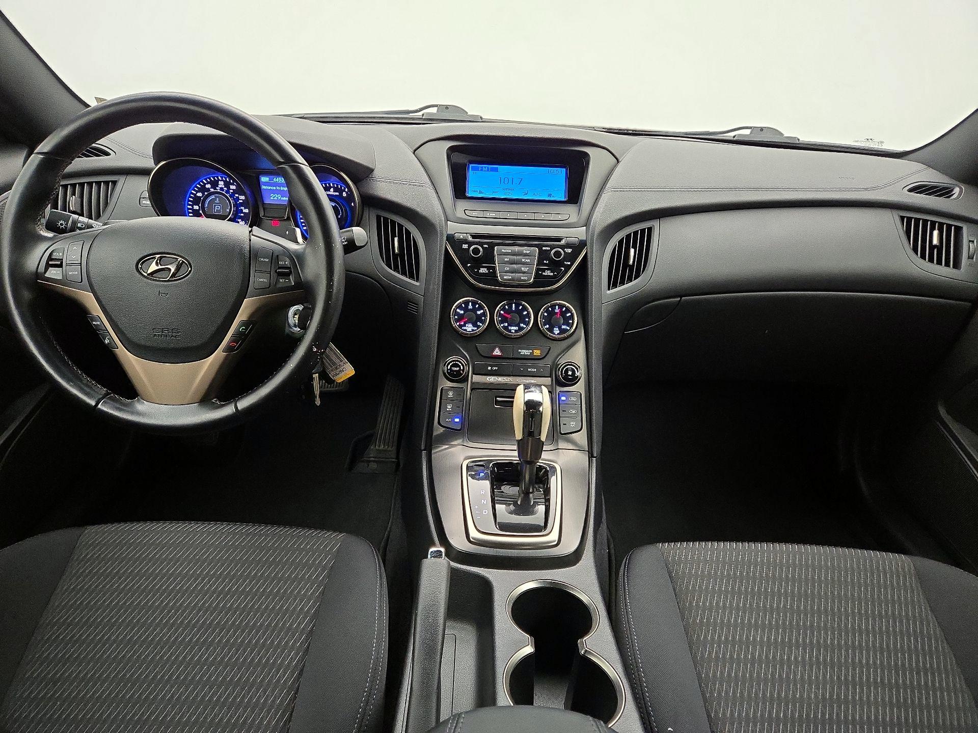 Thumbnail: 2013 Hyundai Genesis - 9