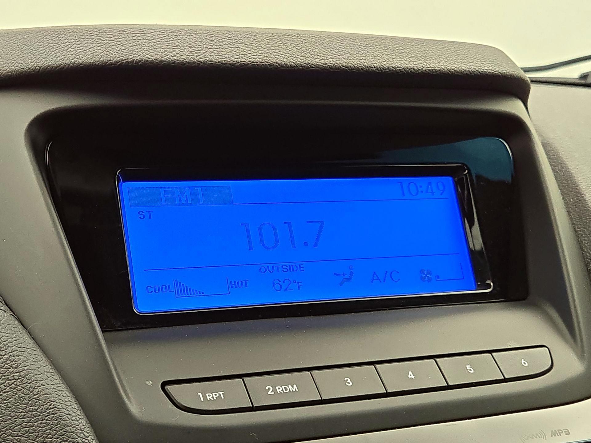 Thumbnail: 2013 Hyundai Genesis - 14