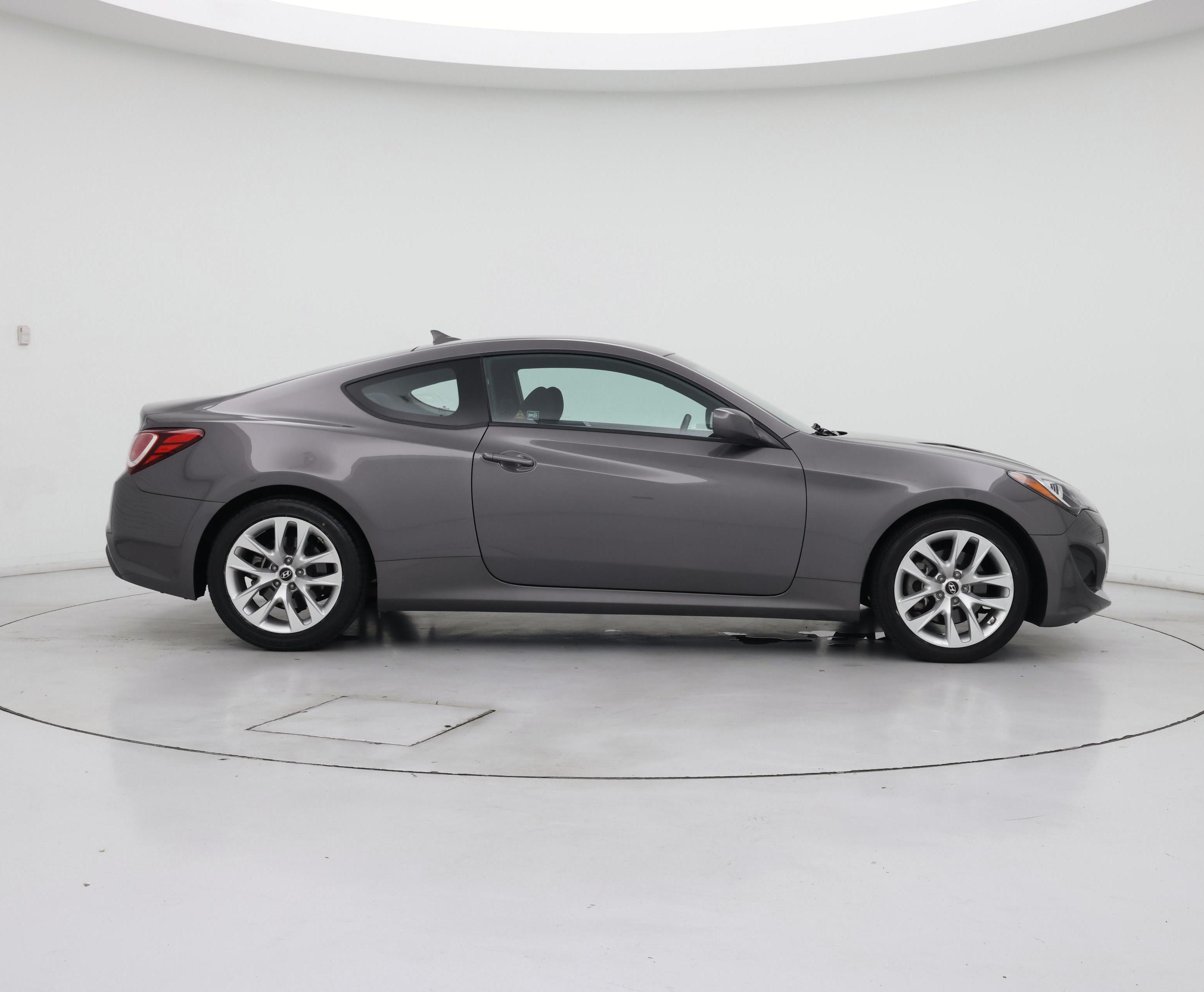 Thumbnail: 2013 Hyundai Genesis - 7