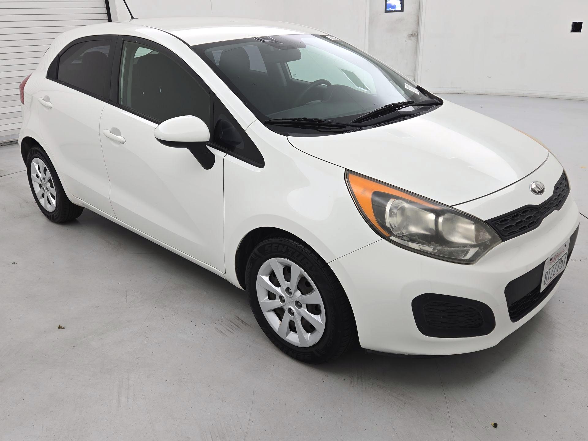 Thumbnail: 2013 Kia Rio5 - 1