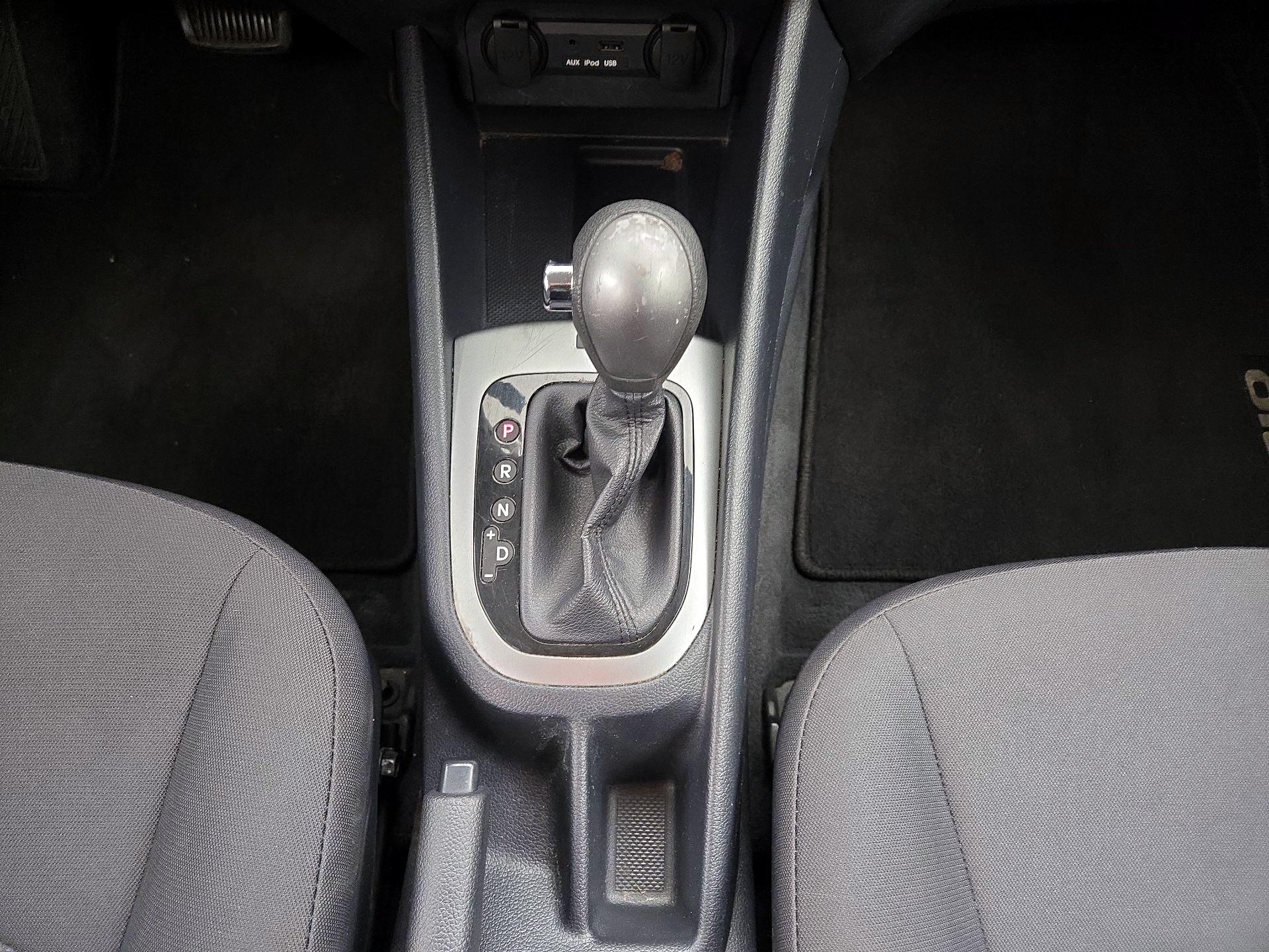 Thumbnail: 2013 Kia Rio5 - 14