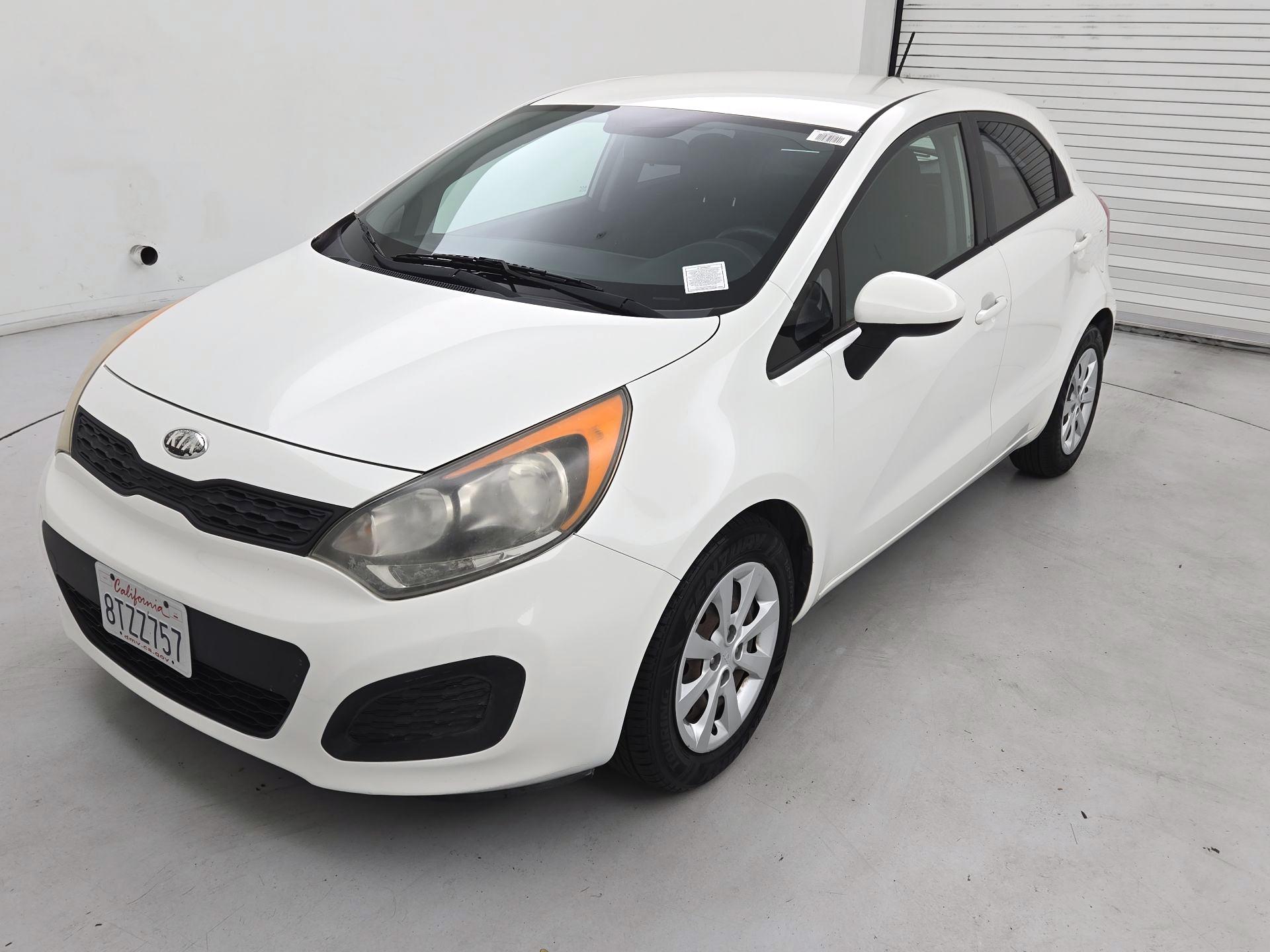 Thumbnail: 2013 Kia Rio5 - 3