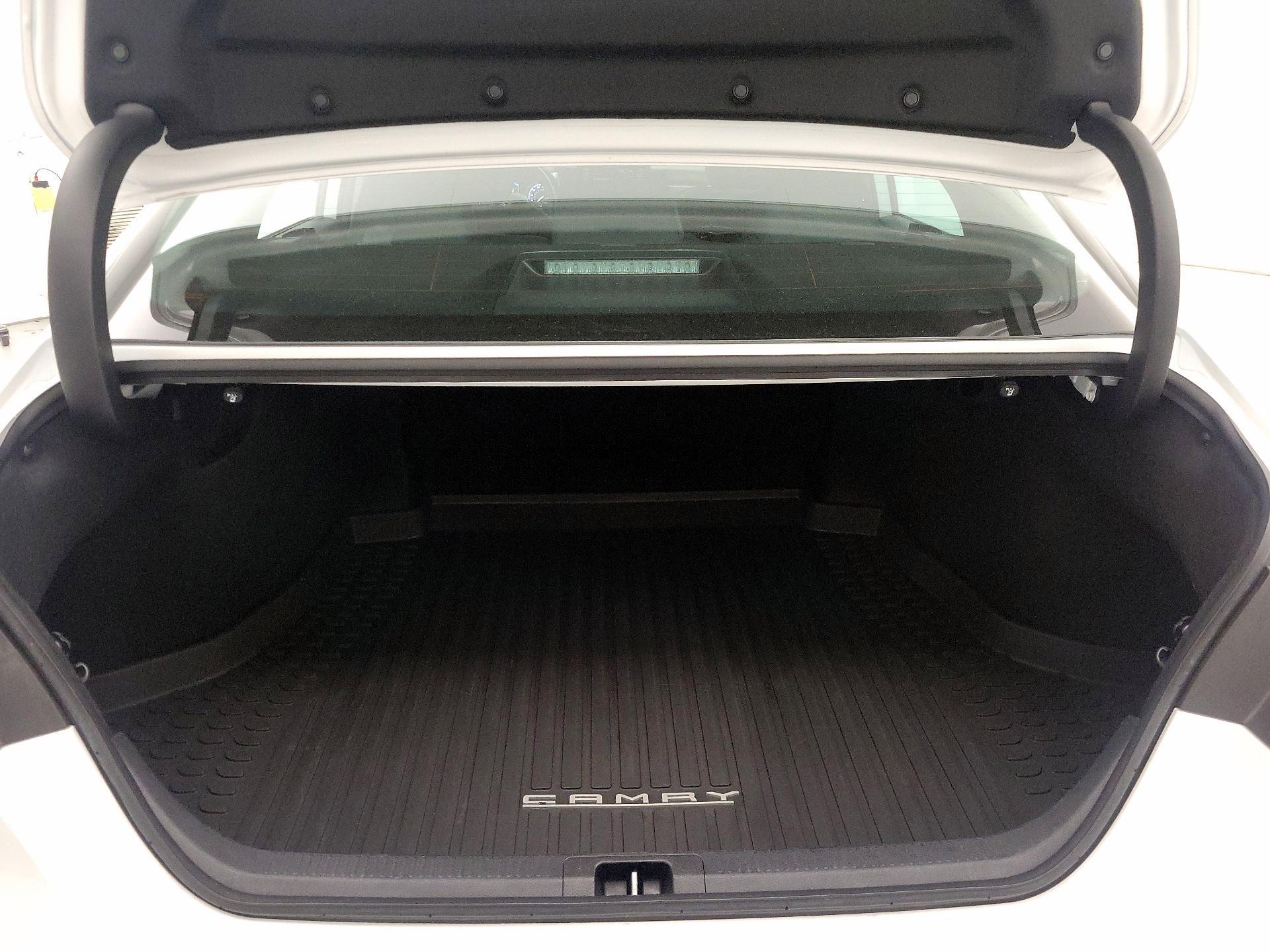 Thumbnail: 2024 Toyota Camry - 20