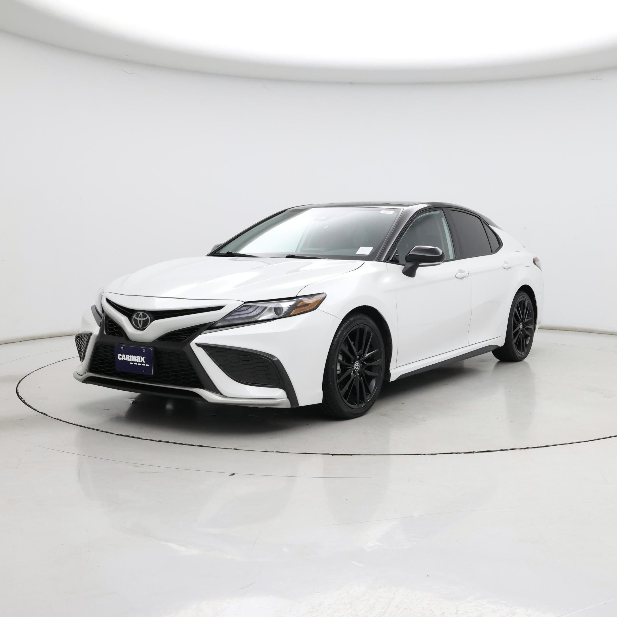 Thumbnail: 2023 Toyota Camry - 4