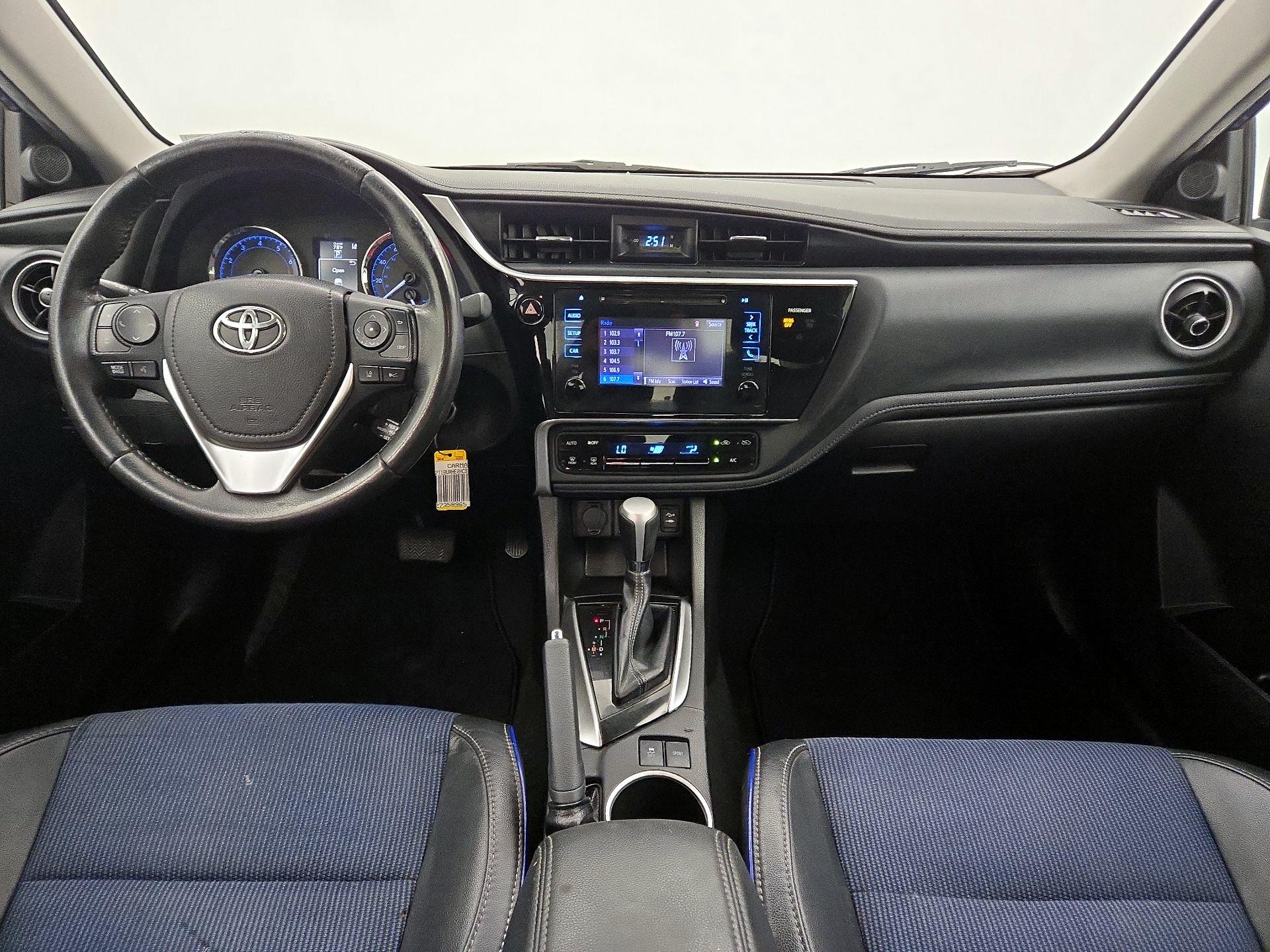 Thumbnail: 2017 Toyota Corolla - 9