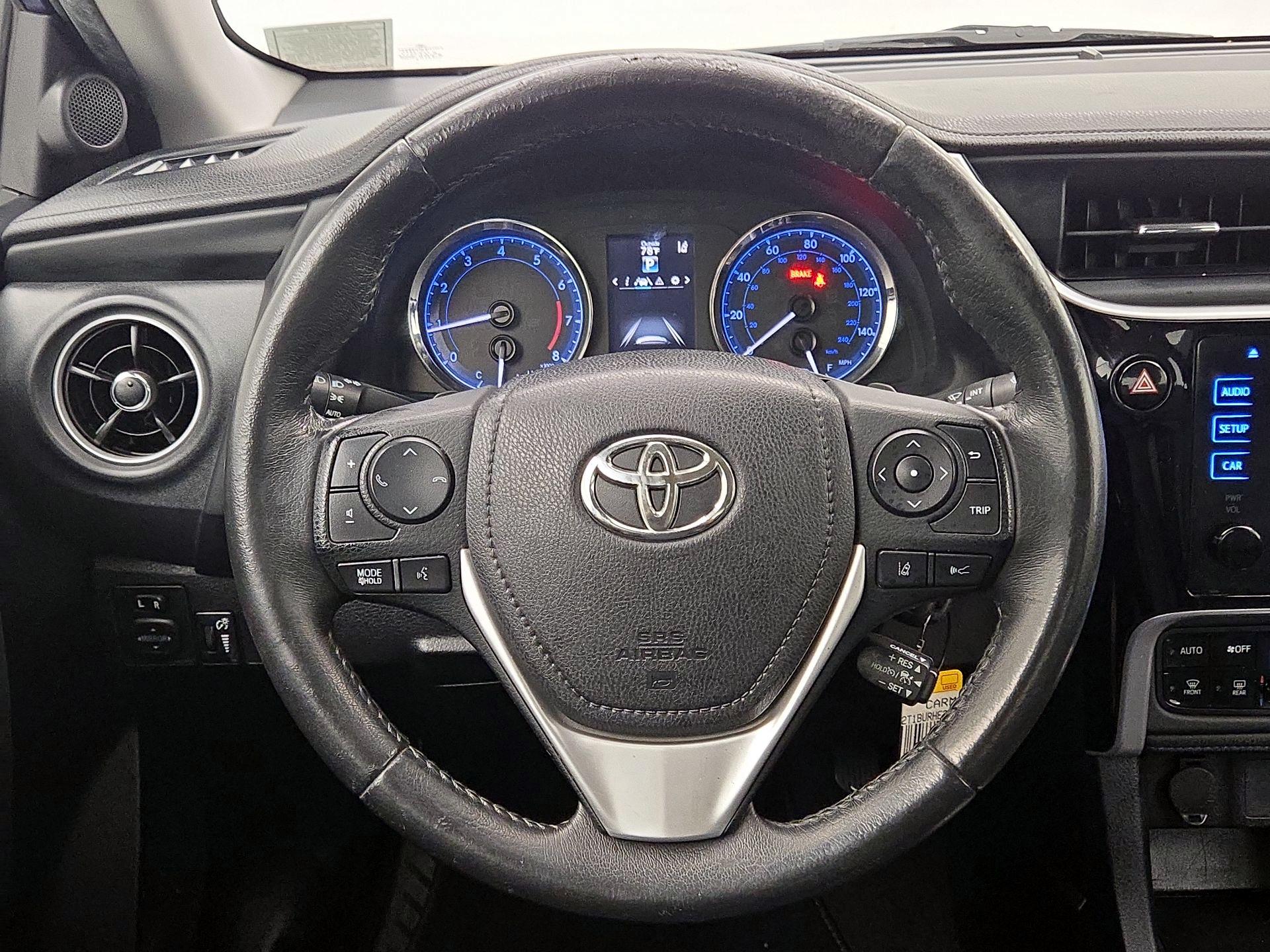 Thumbnail: 2017 Toyota Corolla - 10