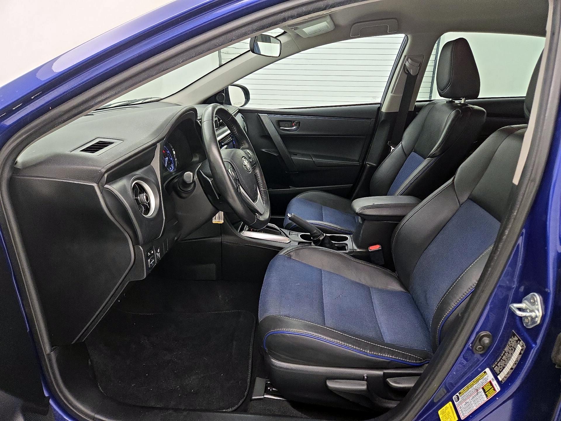 Thumbnail: 2017 Toyota Corolla - 11