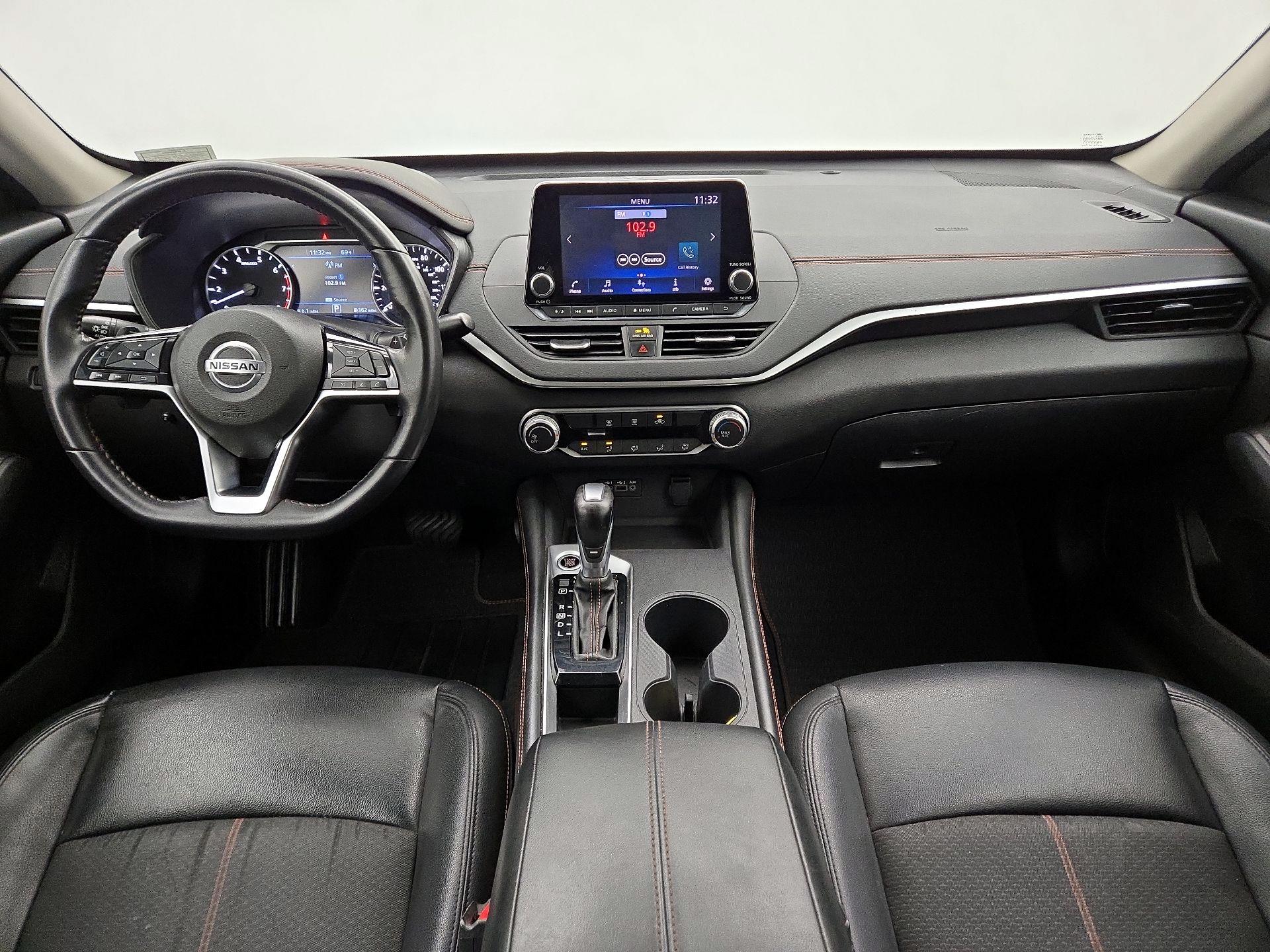 Thumbnail: 2020 Nissan Altima - 9