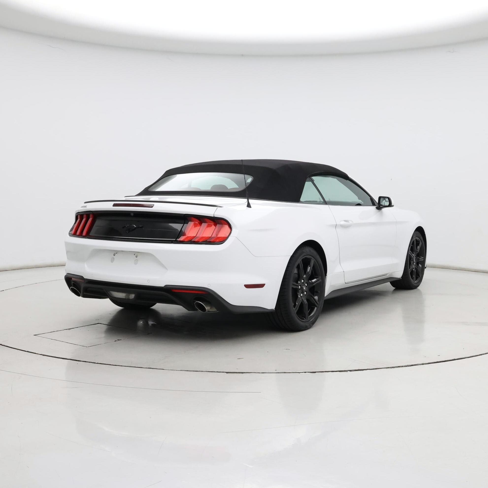 Thumbnail: 2019 Ford Mustang - 8