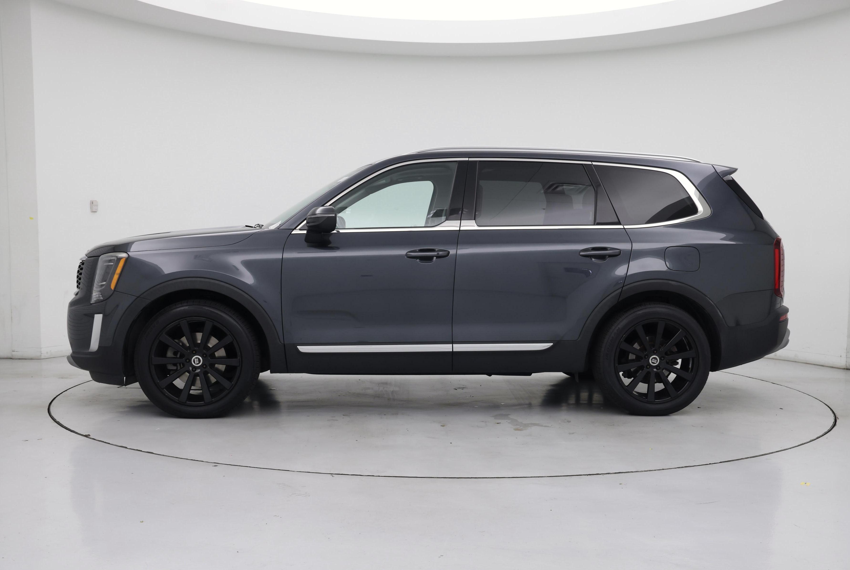 Thumbnail: 2020 Kia Telluride - 3