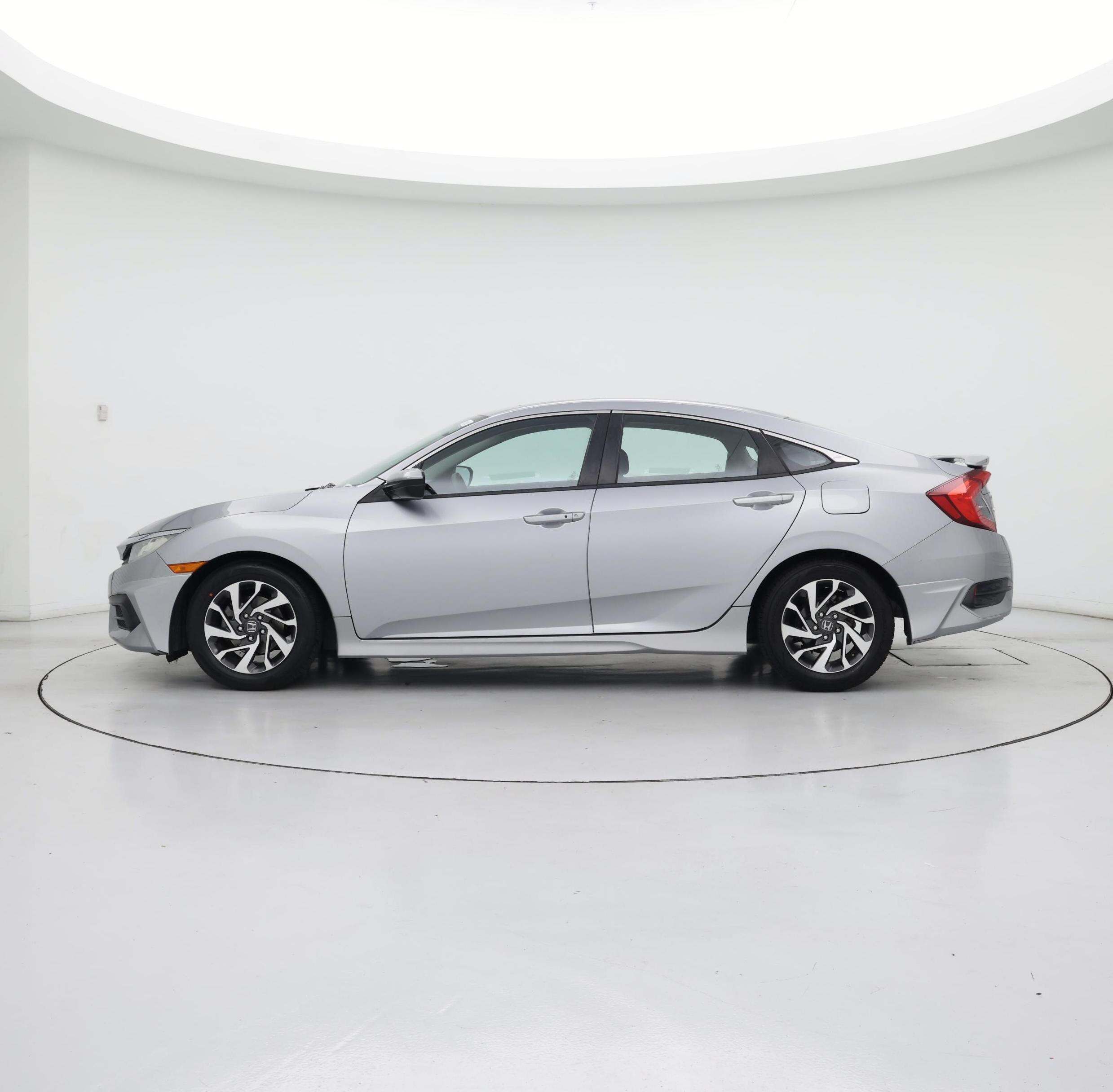 Thumbnail: 2016 Honda Civic - 3