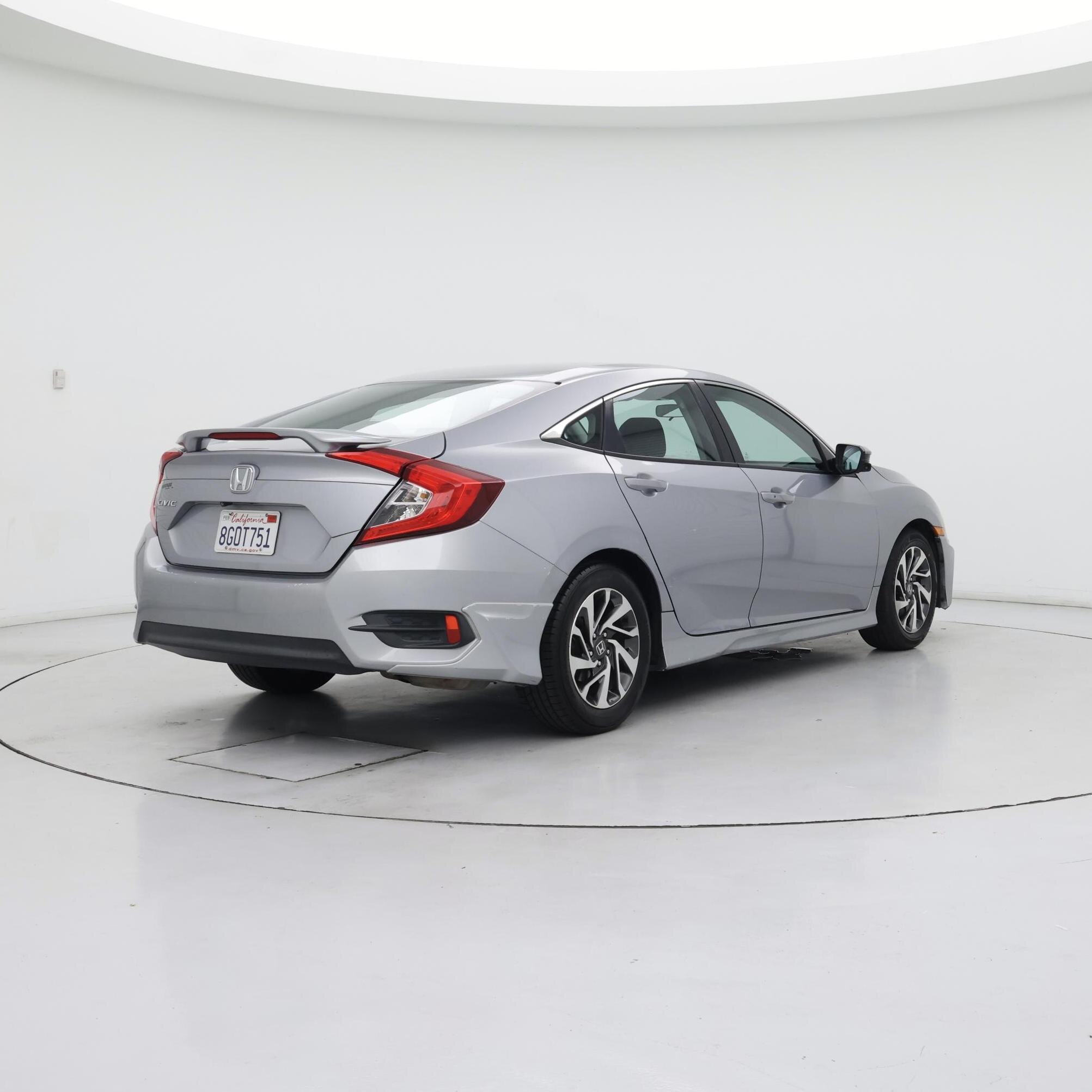 Thumbnail: 2016 Honda Civic - 8