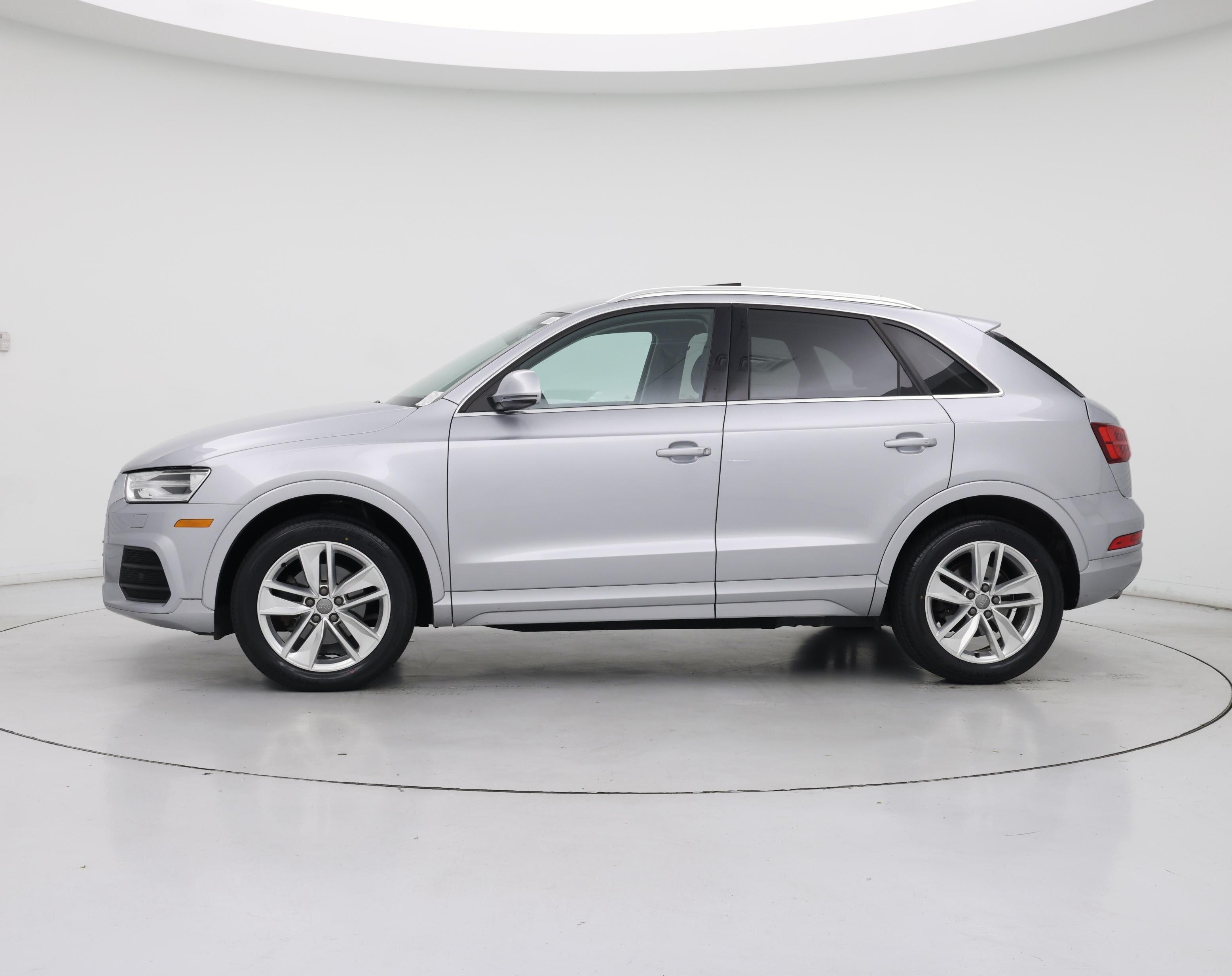 Thumbnail: 2016 Audi Q3 - 3