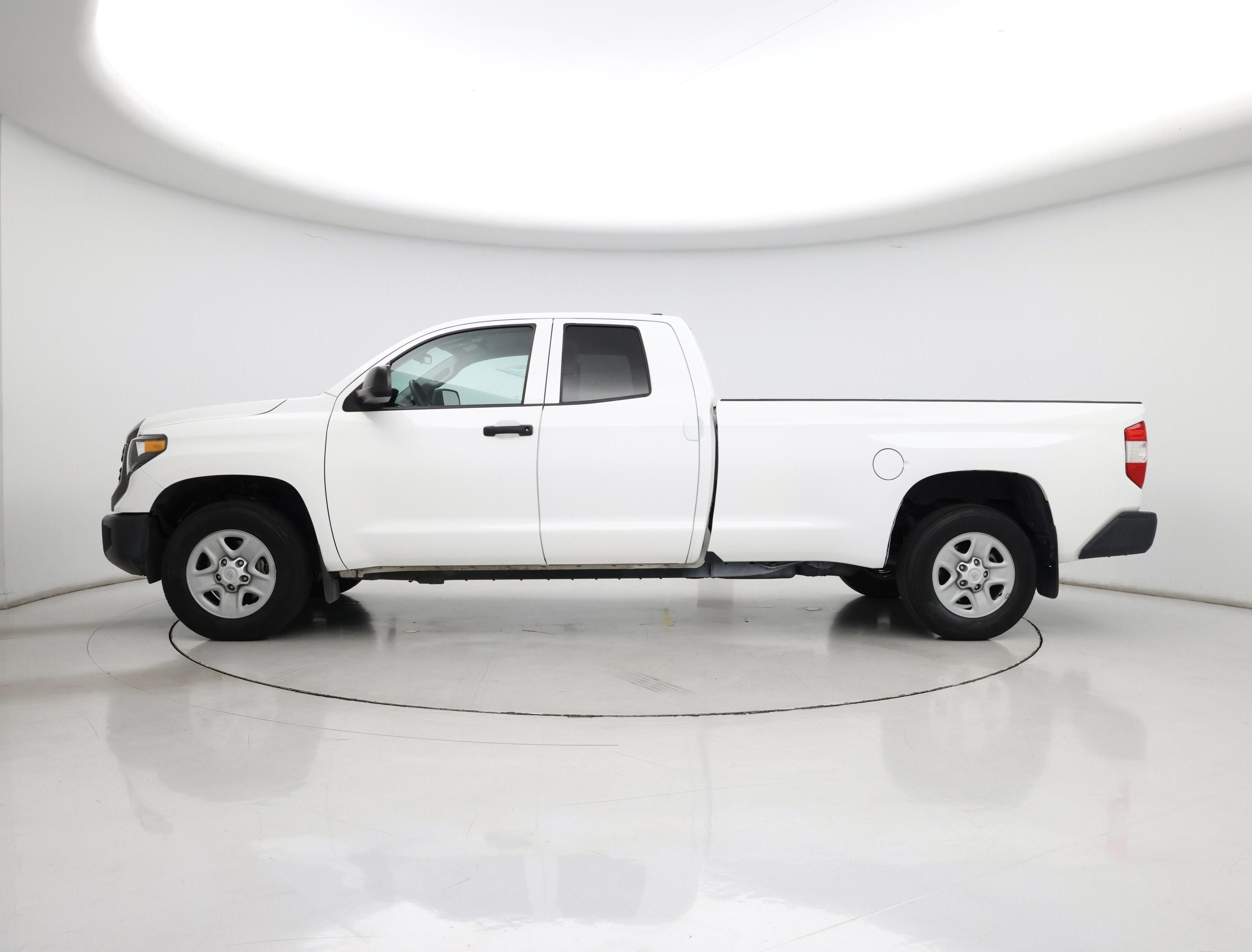 Thumbnail: 2021 Toyota Tundra - 3