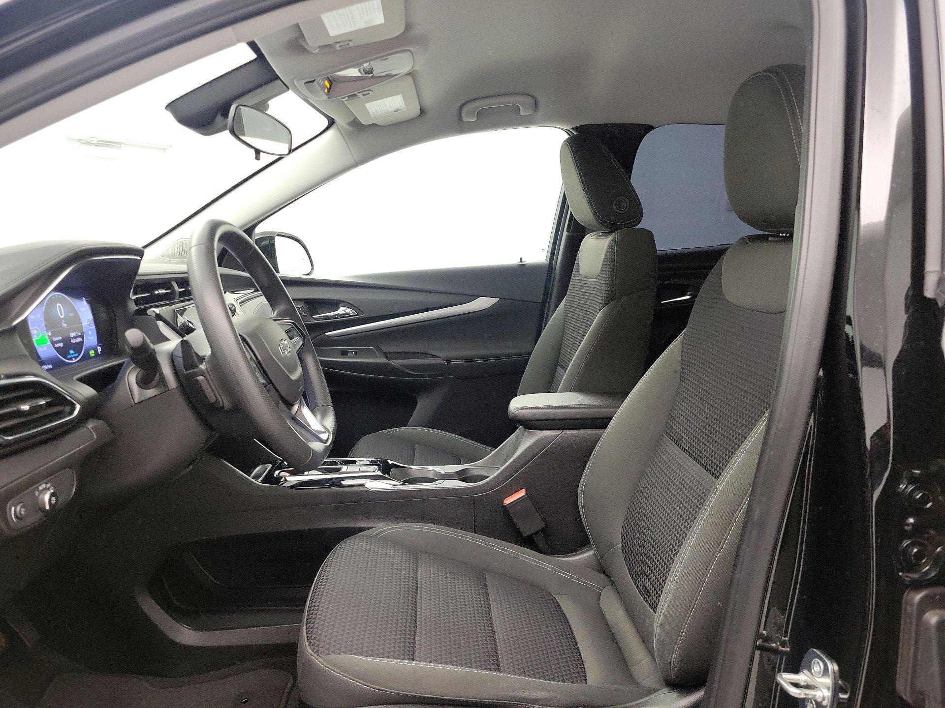 Thumbnail: 2023 Chevrolet Bolt EUV - 11