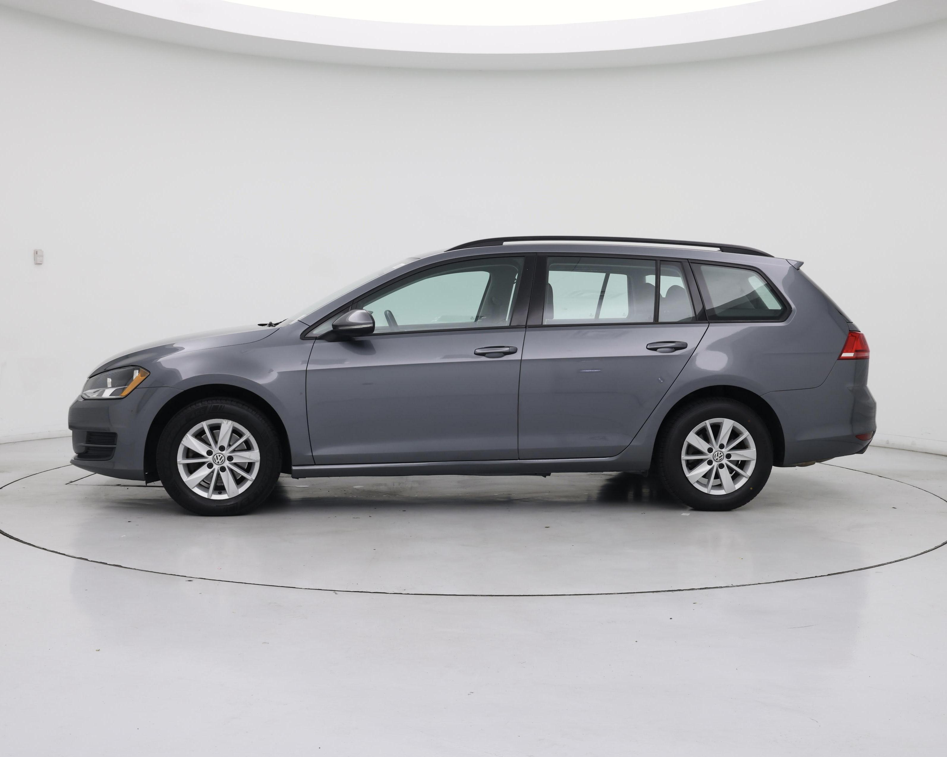 Thumbnail: 2016 Volkswagen Golf - 3