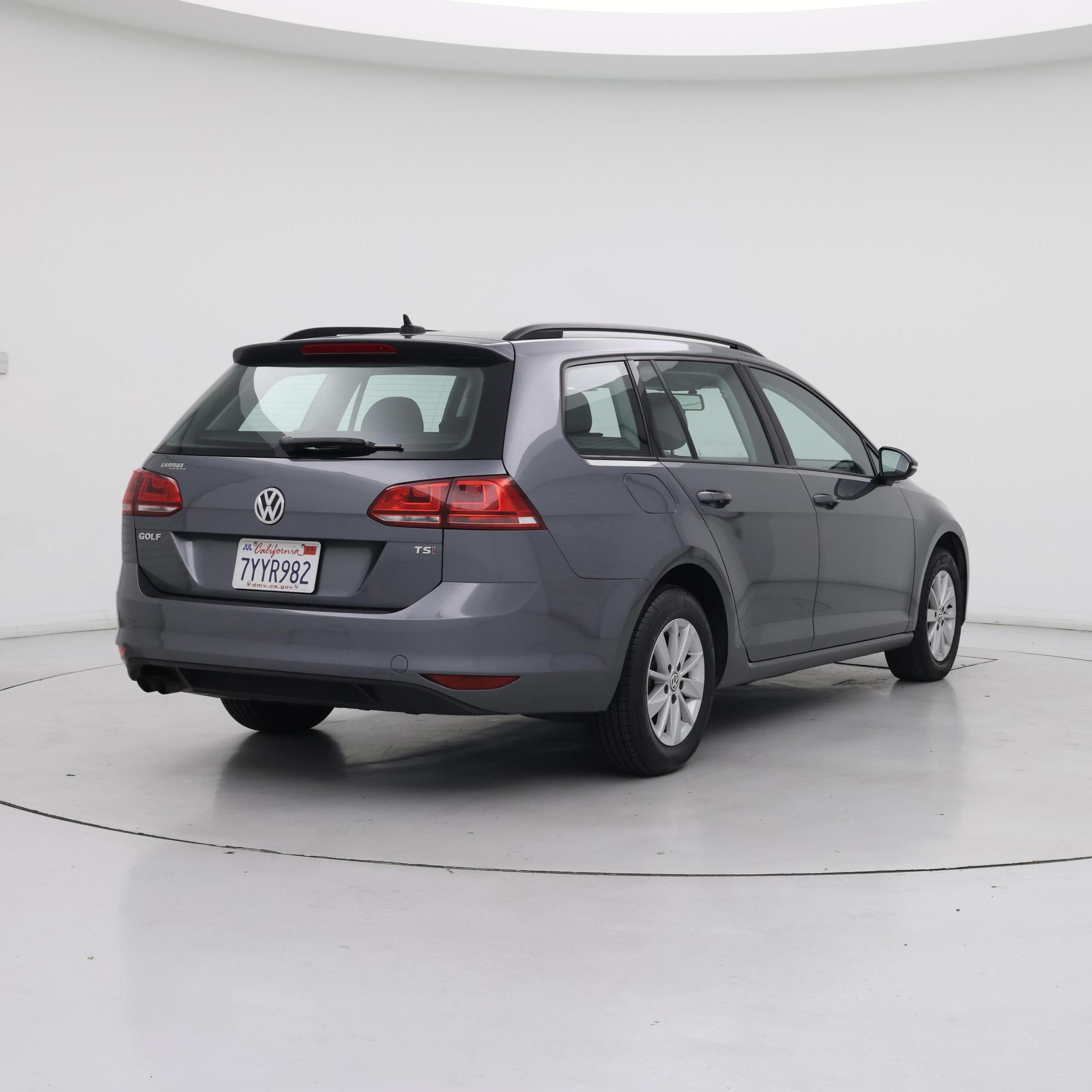 Thumbnail: 2016 Volkswagen Golf - 8