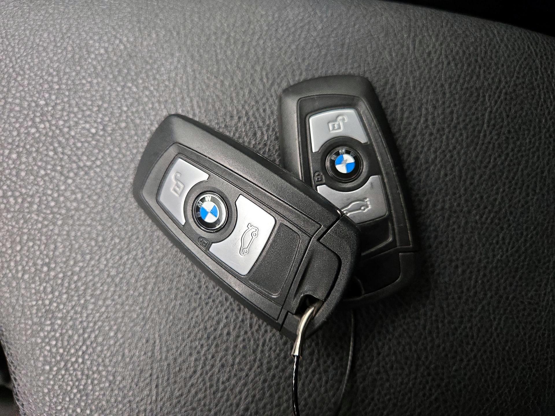 Thumbnail: 2015 BMW 3 Series - 19