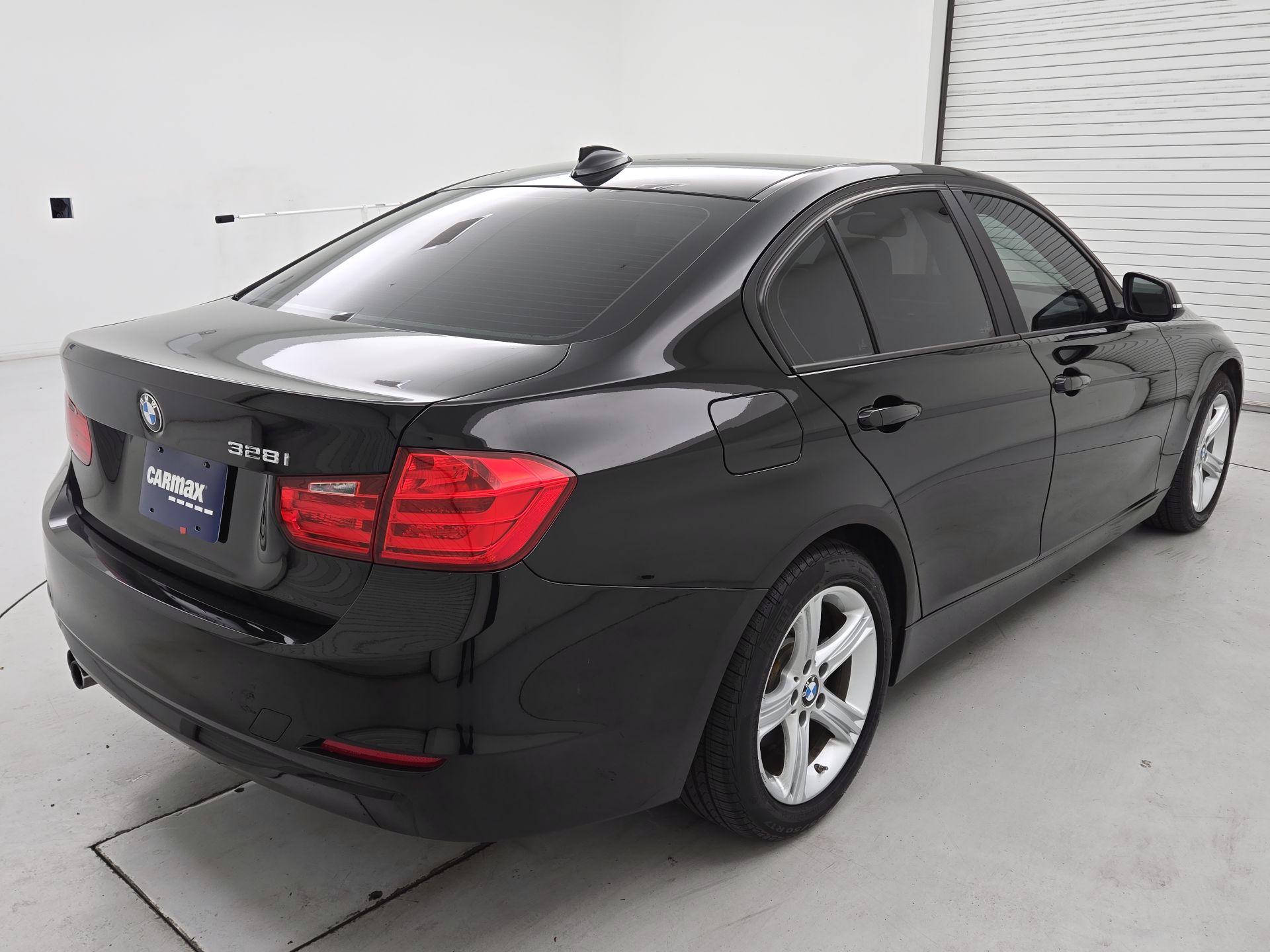 Thumbnail: 2015 BMW 3 Series - 5