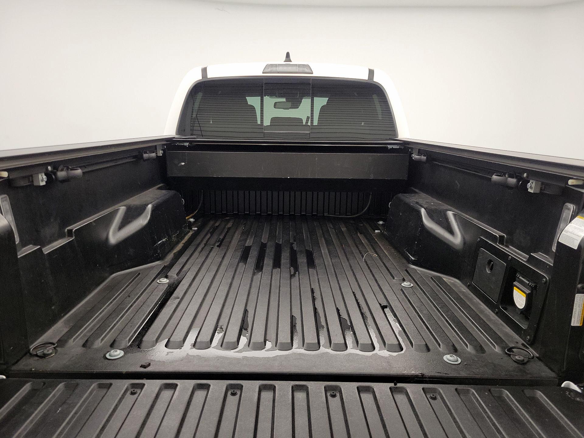 Thumbnail: 2021 Toyota Tacoma - 20