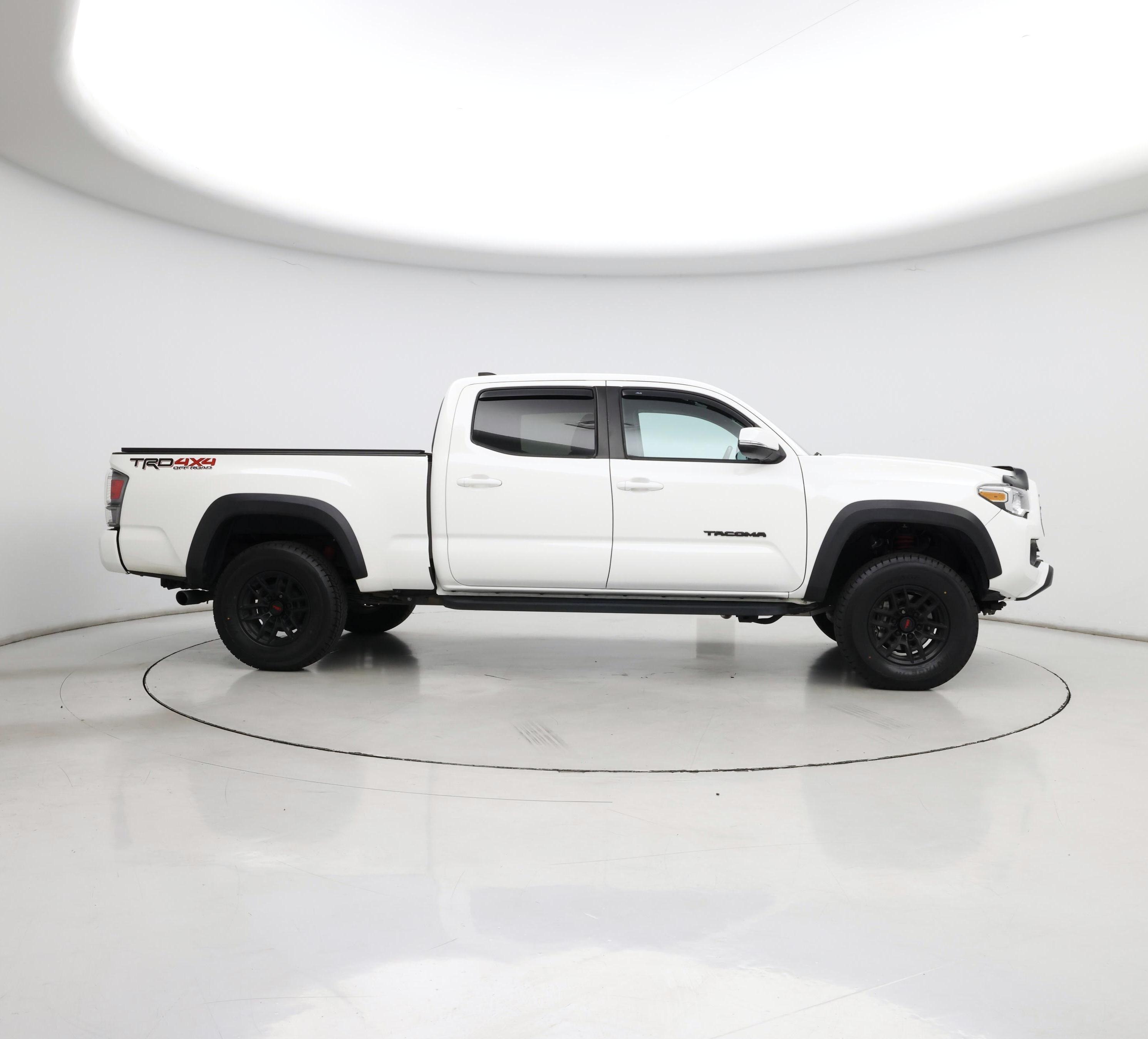 Thumbnail: 2021 Toyota Tacoma - 7