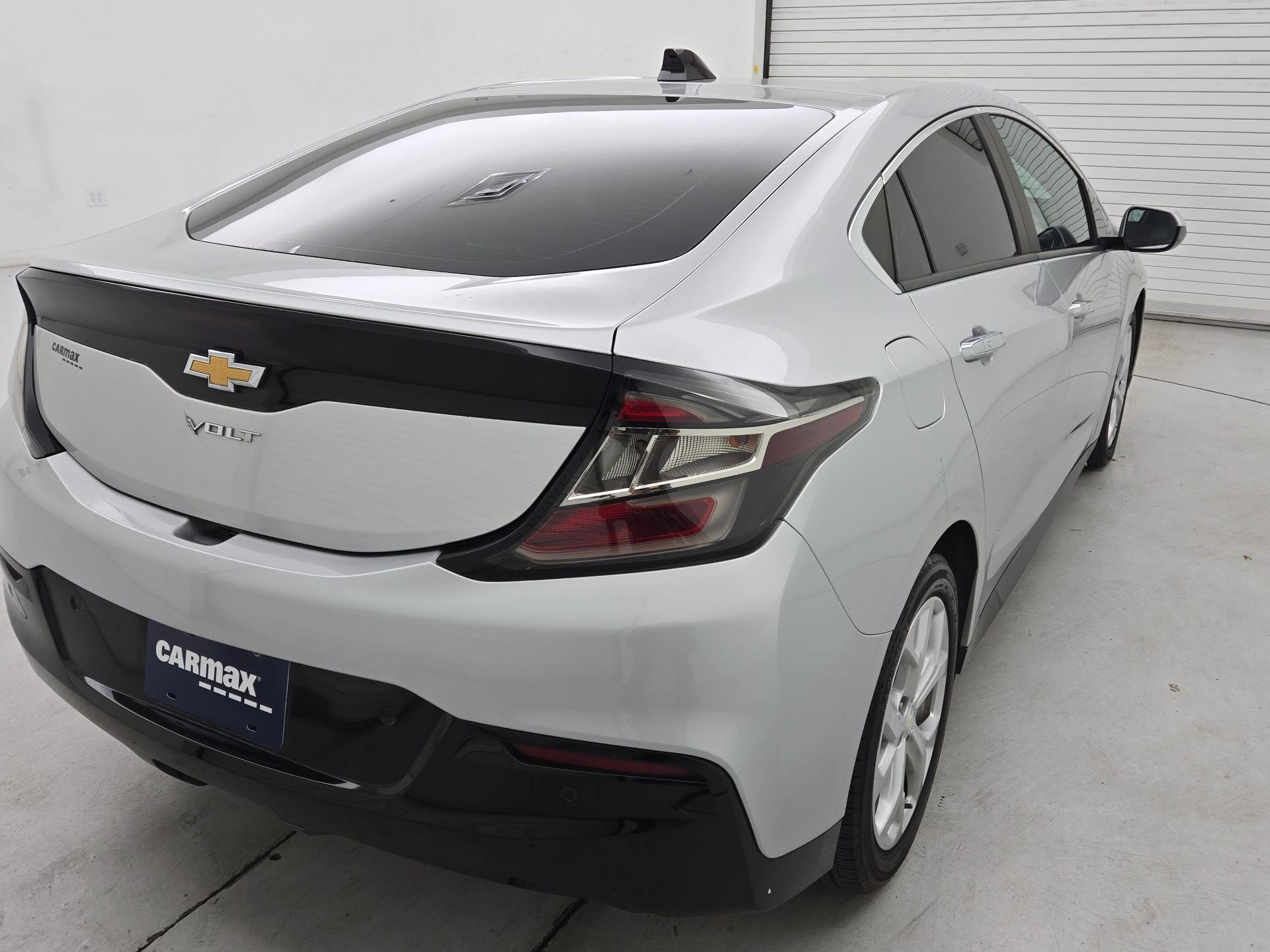 Thumbnail: 2018 Chevrolet Volt - 5