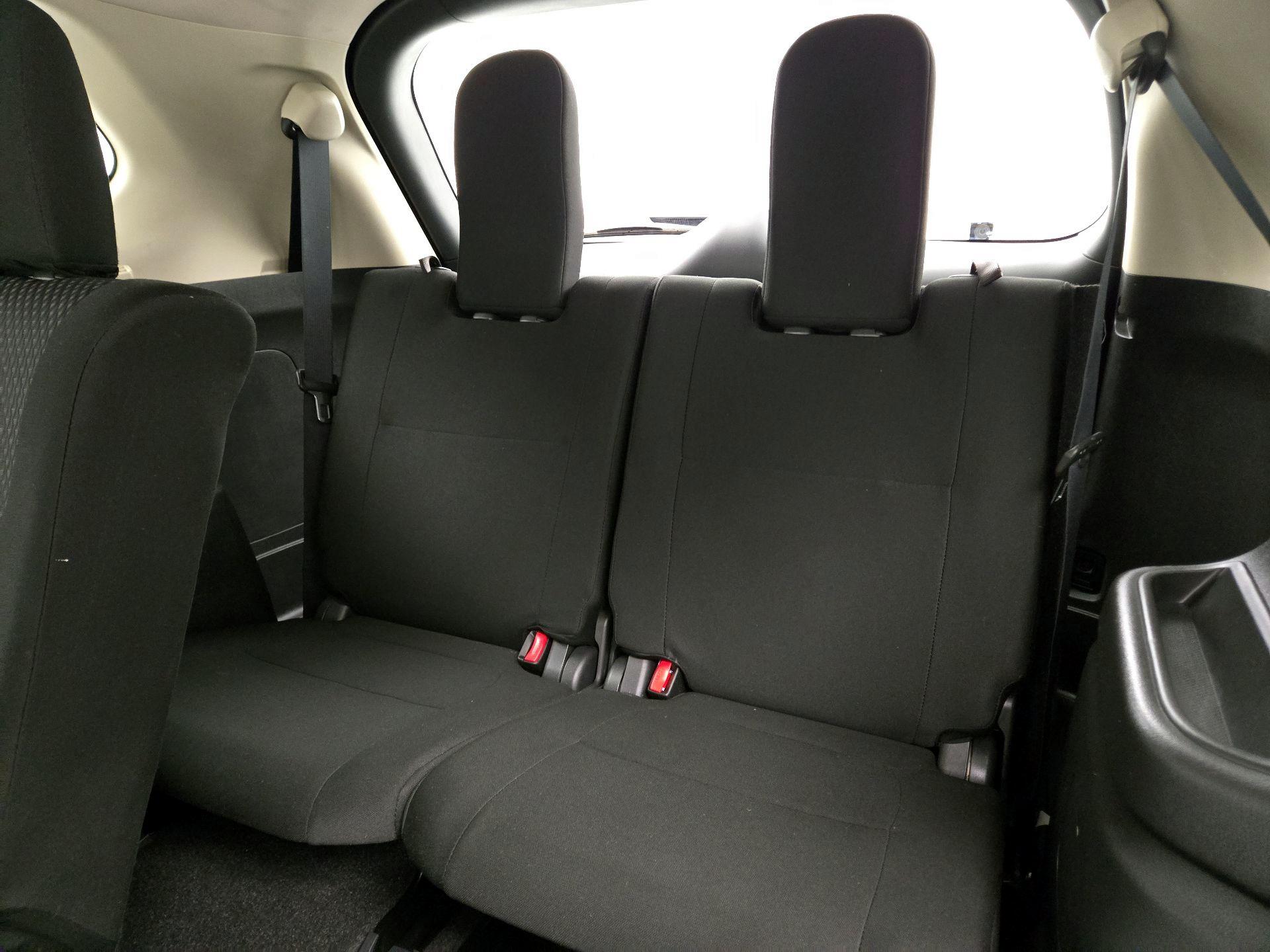 Thumbnail: 2017 Mitsubishi Outlander - 20