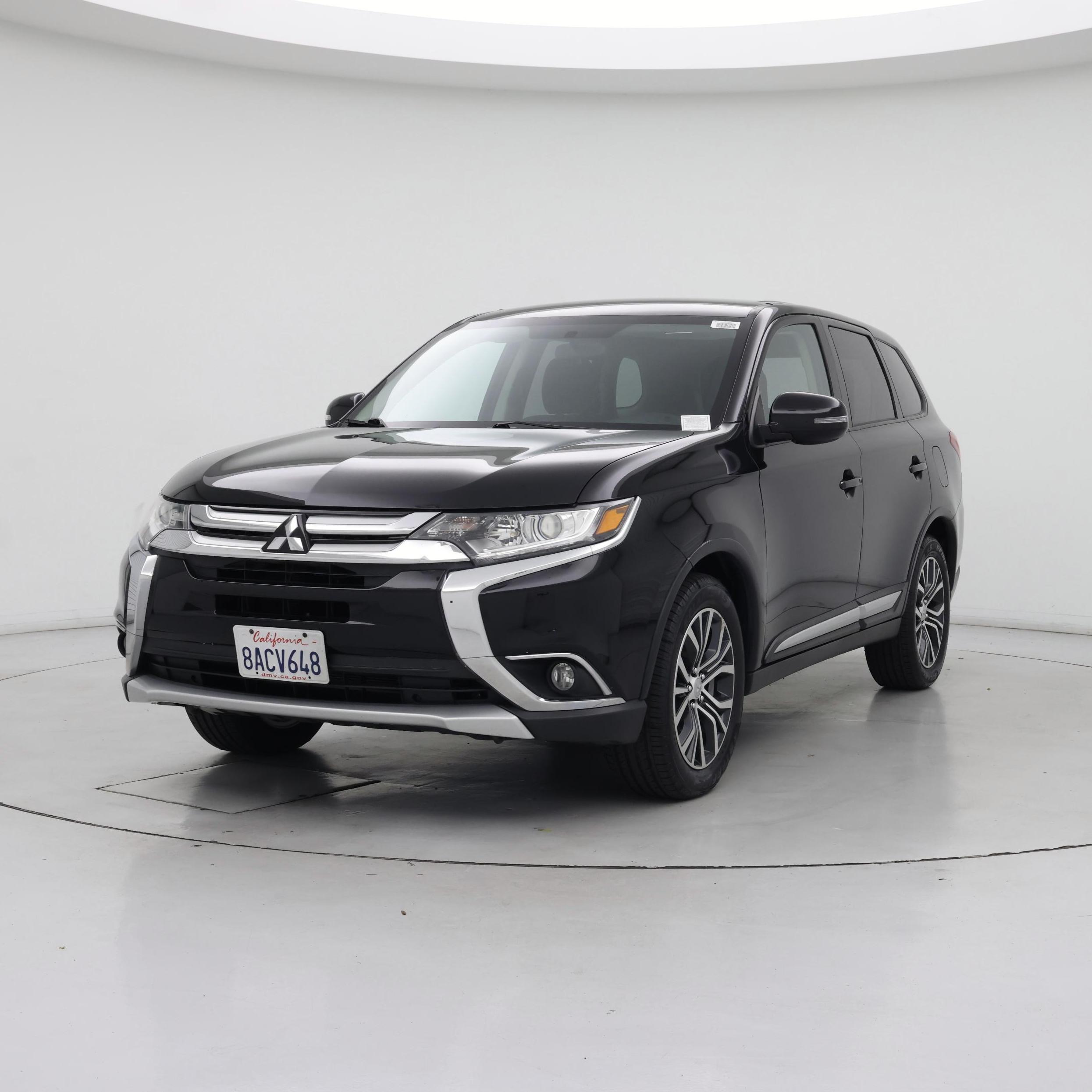 Thumbnail: 2017 Mitsubishi Outlander - 4